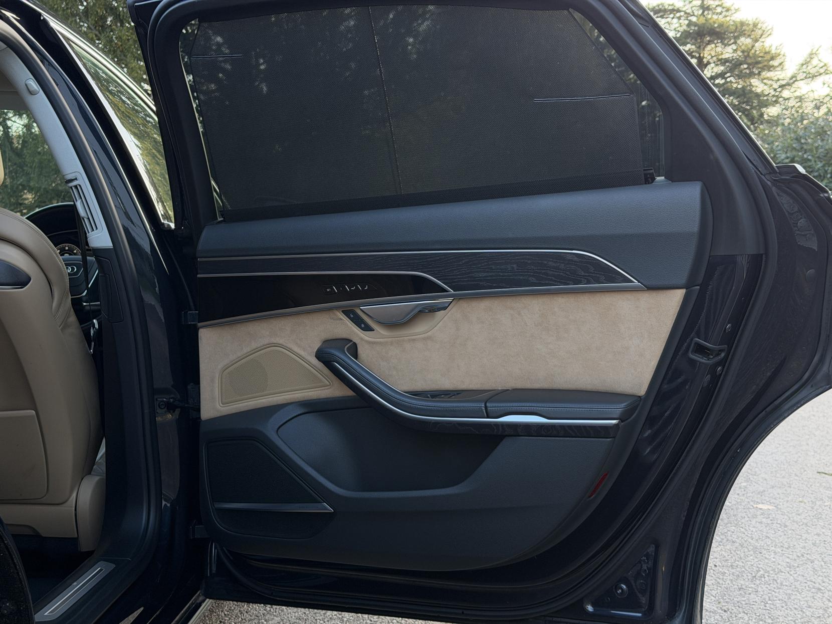 Audi A8 3.0 TDI V6 50 Saloon 4dr Diesel Tiptronic quattro Euro 6 (s/s) LWB (286 ps)