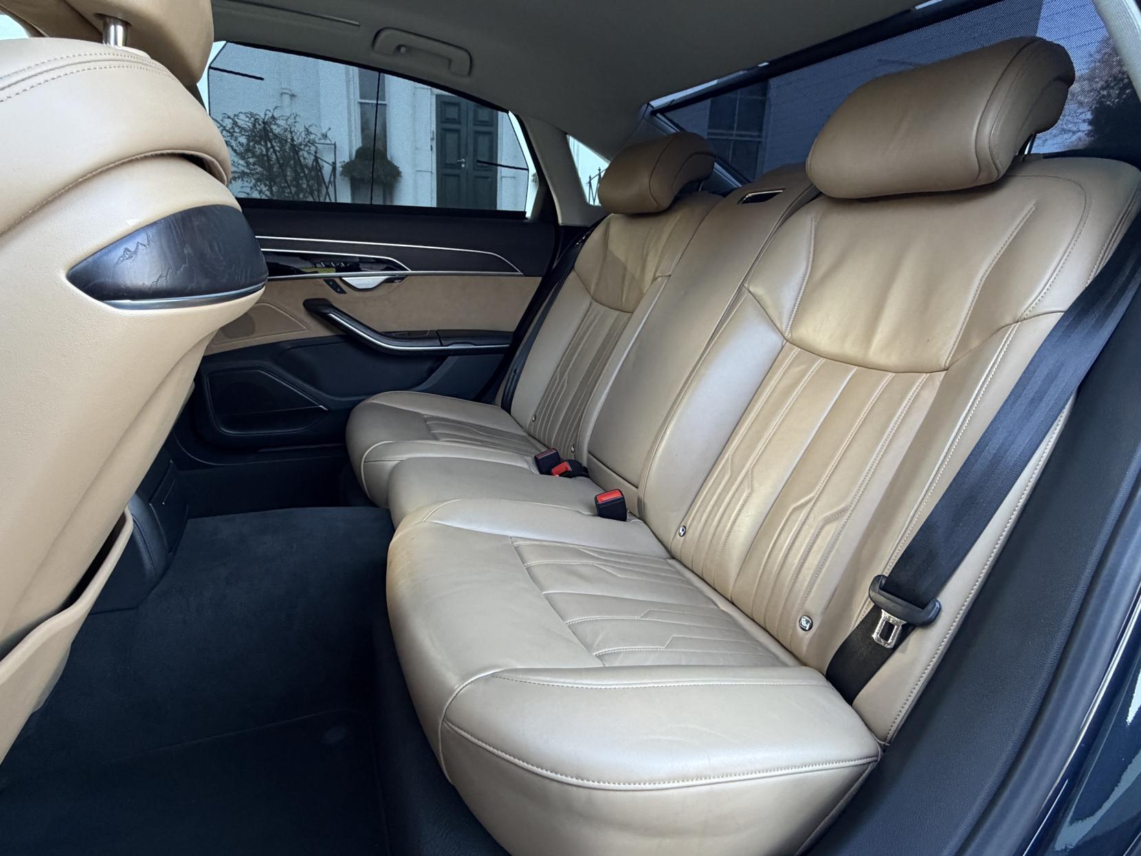 Audi A8 3.0 TDI V6 50 Saloon 4dr Diesel Tiptronic quattro Euro 6 (s/s) LWB (286 ps)