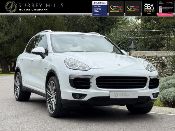 Porsche Cayenne 4.2 TD V8 S SUV 5dr Diesel TiptronicS 4WD Euro 5 (s/s) (385 ps)
