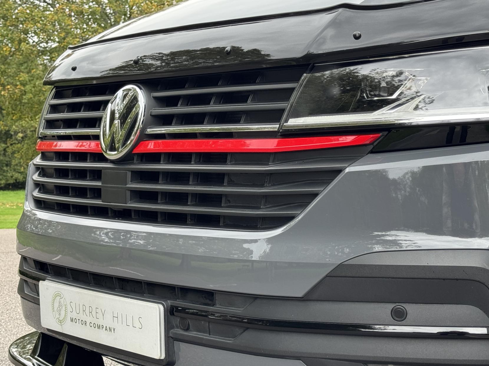Volkswagen Transporter 2.0 TDI T32 Highline Panel Van 5dr Diesel DSG FWD SWB Euro 6 (s/s) (150 ps)