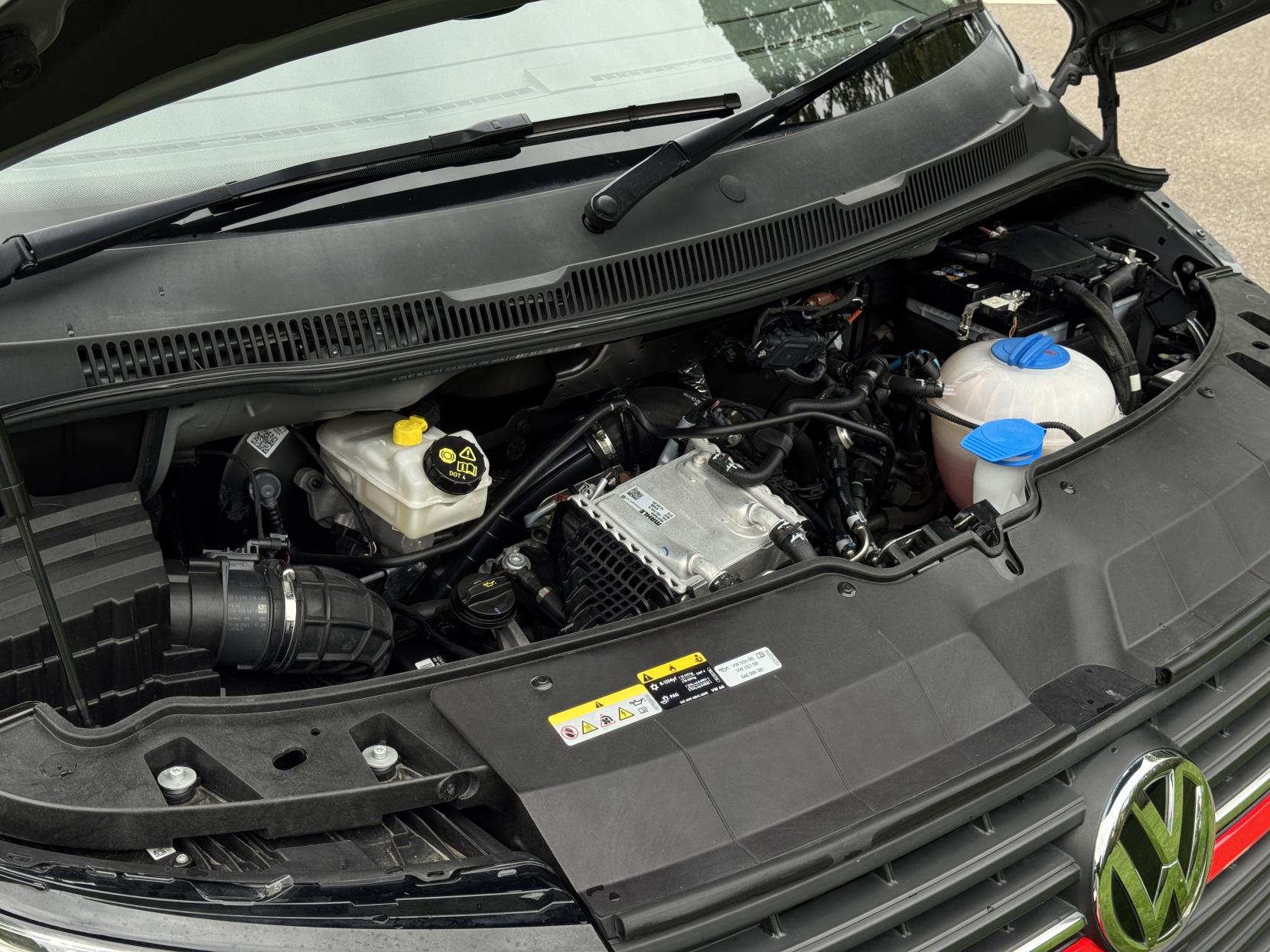 Volkswagen Transporter 2.0 TDI T32 Highline Panel Van 5dr Diesel DSG FWD SWB Euro 6 (s/s) (150 ps)