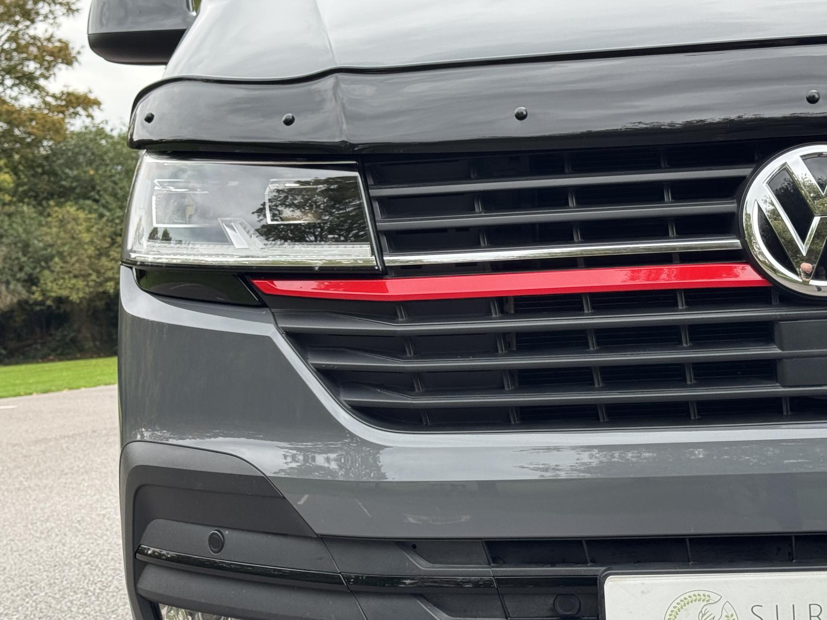 Volkswagen Transporter 2.0 TDI T32 Highline Panel Van 5dr Diesel DSG FWD SWB Euro 6 (s/s) (150 ps)