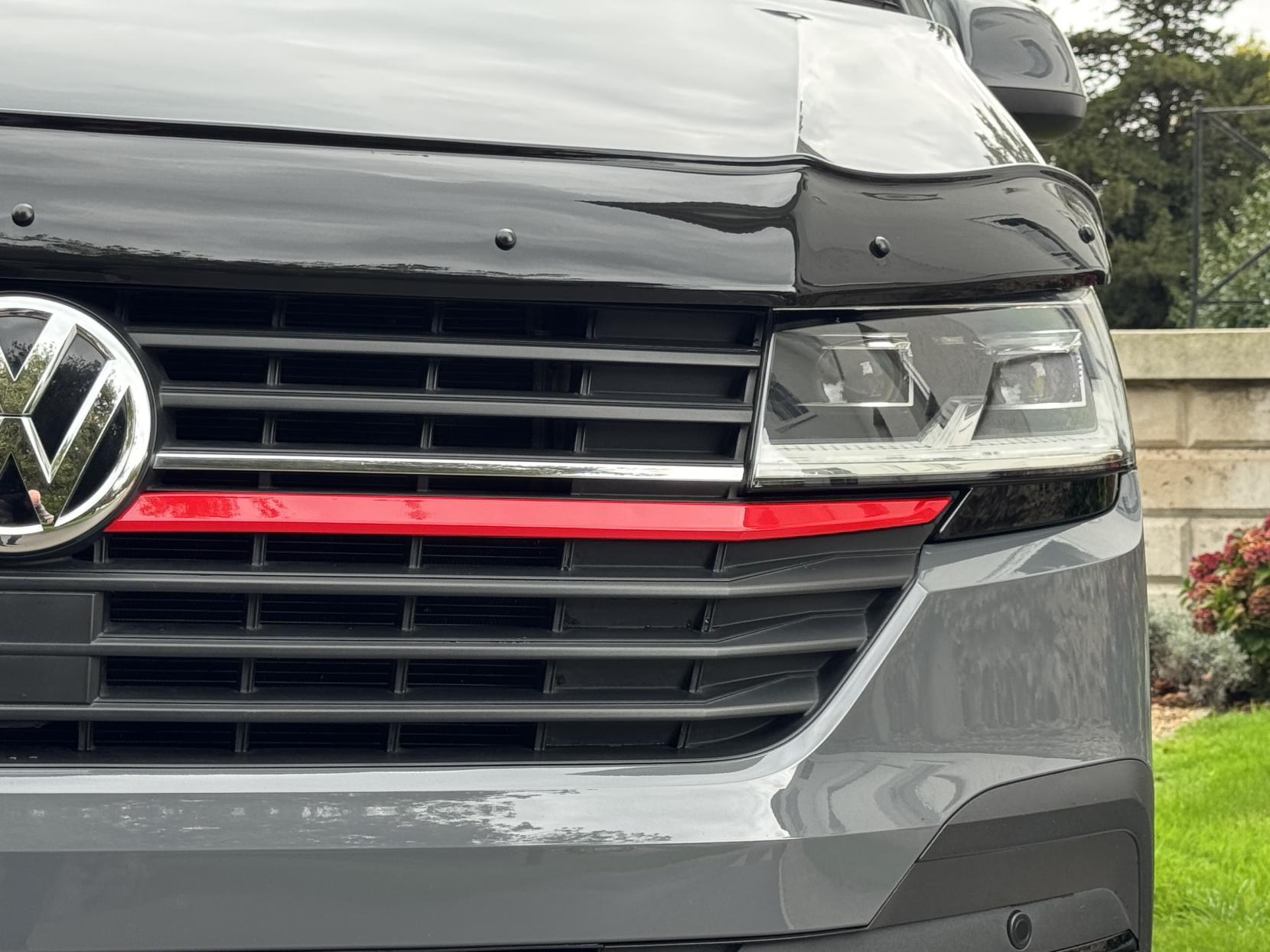 Volkswagen Transporter 2.0 TDI T32 Highline Panel Van 5dr Diesel DSG FWD SWB Euro 6 (s/s) (150 ps)