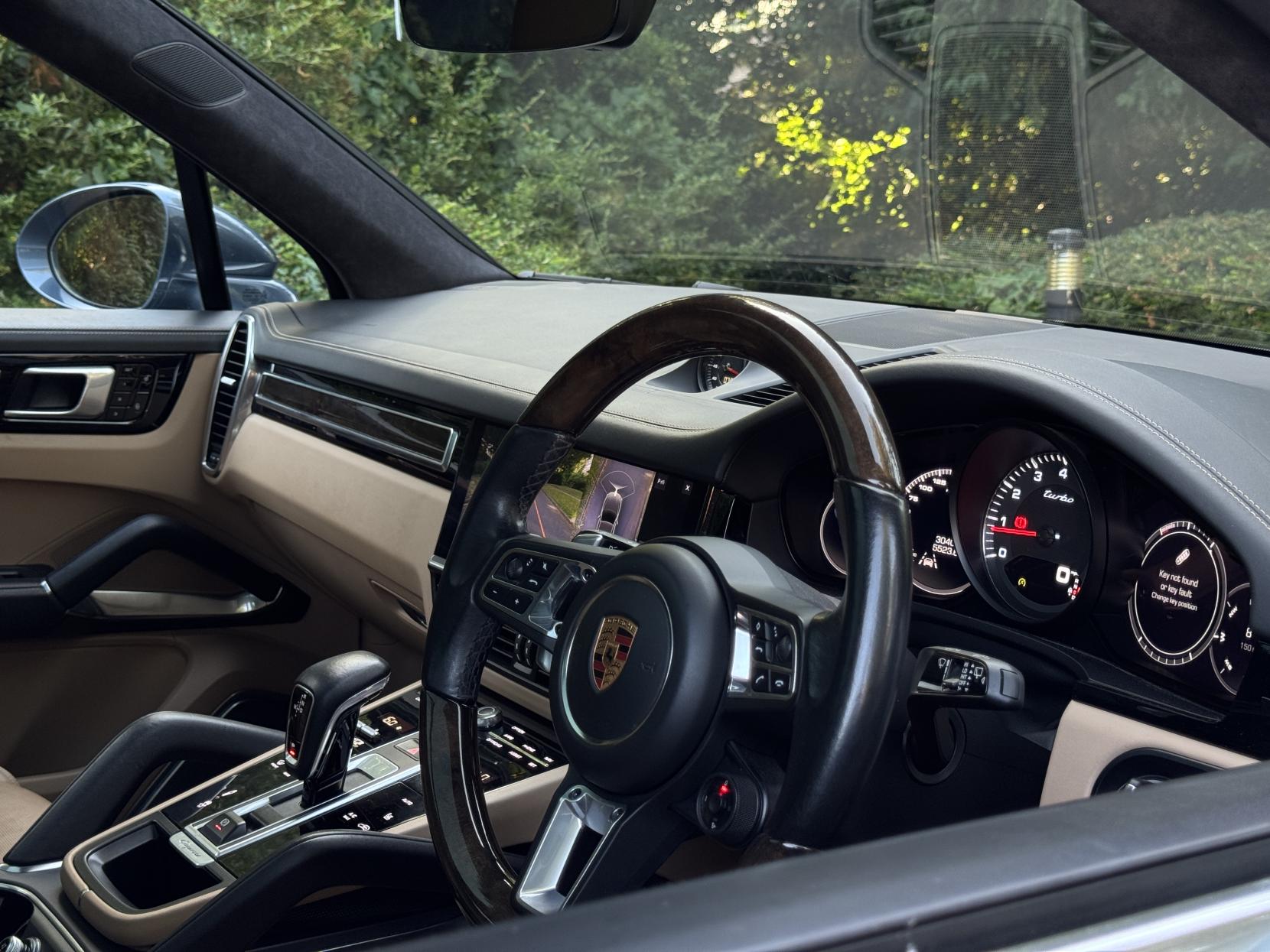 Porsche Cayenne 4.0T V8 Turbo SUV 5dr Petrol TiptronicS 4WD Euro 6 (s/s) (550 ps)