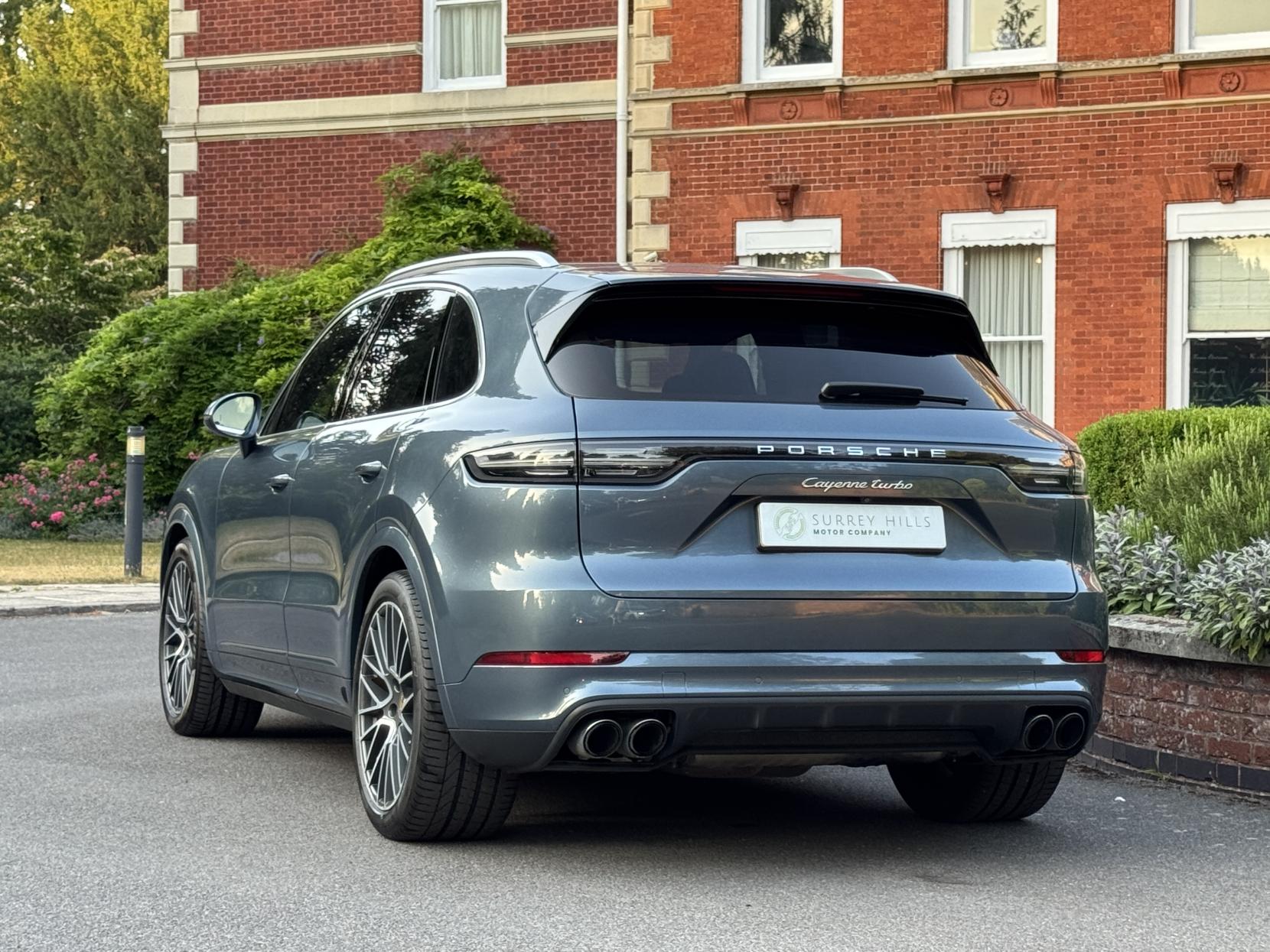 Porsche Cayenne 4.0T V8 Turbo SUV 5dr Petrol TiptronicS 4WD Euro 6 (s/s) (550 ps)