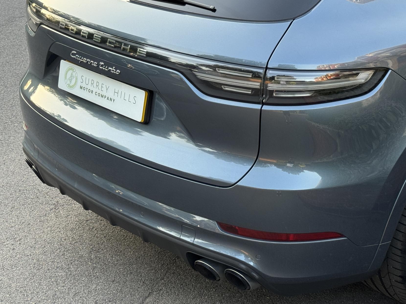 Porsche Cayenne 4.0T V8 Turbo SUV 5dr Petrol TiptronicS 4WD Euro 6 (s/s) (550 ps)