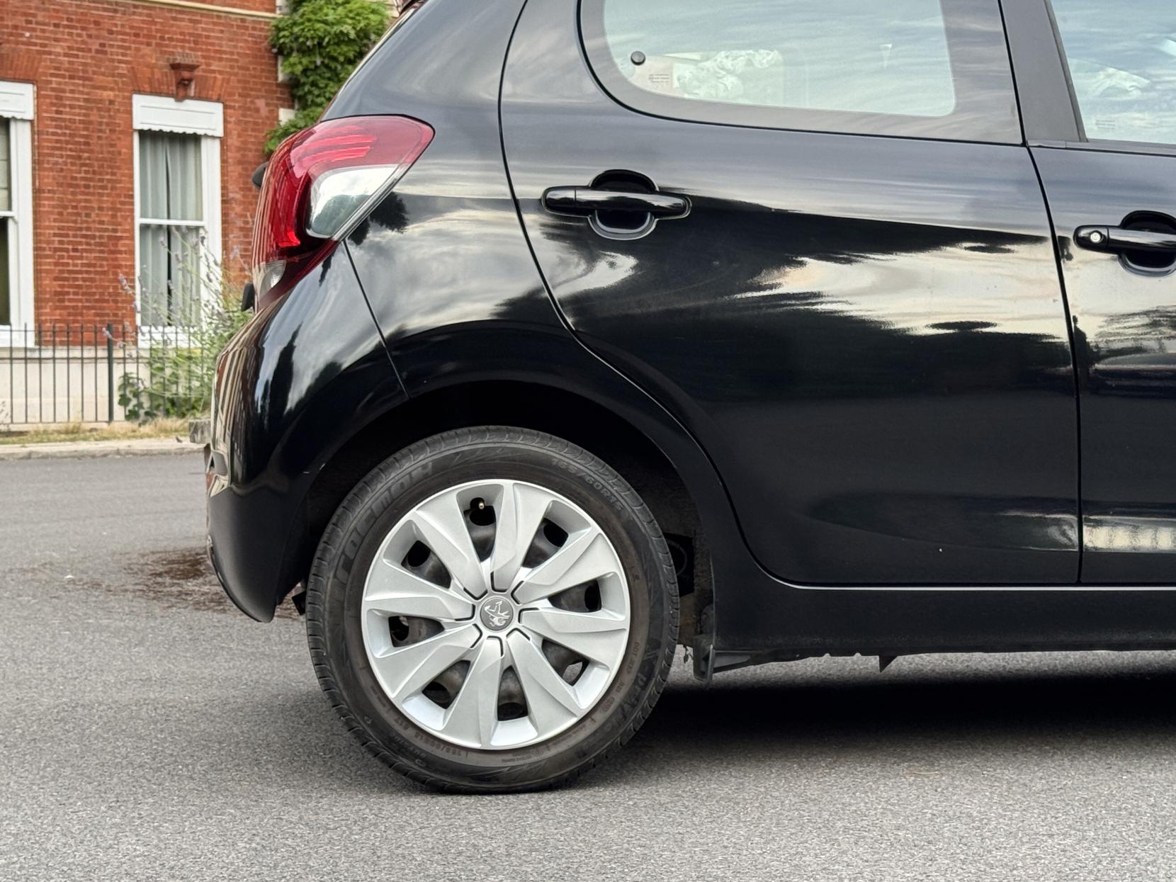Peugeot 108 1.0 VTi Active Hatchback 5dr Petrol Manual Euro 5 Euro 5 (68 ps)