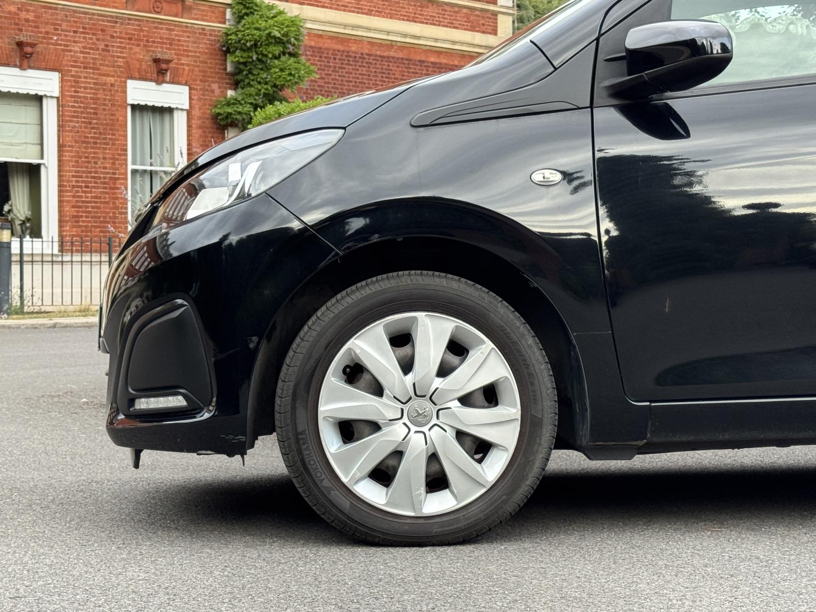 Peugeot 108 1.0 VTi Active Hatchback 5dr Petrol Manual Euro 5 Euro 5 (68 ps)