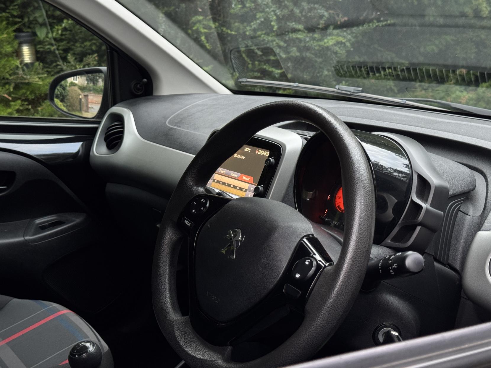 Peugeot 108 1.0 VTi Active Hatchback 5dr Petrol Manual Euro 5 Euro 5 (68 ps)