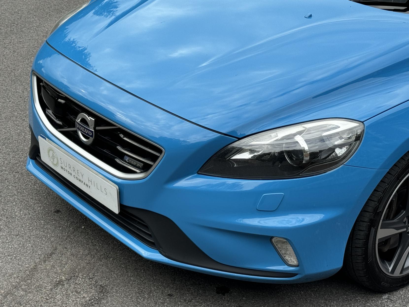Volvo V40 2.0 D4 R-Design Lux Hatchback 5dr Diesel Geartronic Euro 5 (s/s) (177 ps)