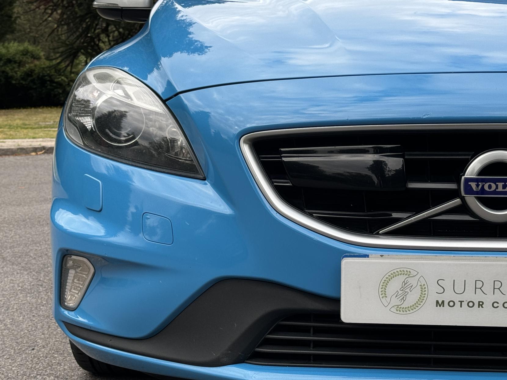 Volvo V40 2.0 D4 R-Design Lux Hatchback 5dr Diesel Geartronic Euro 5 (s/s) (177 ps)