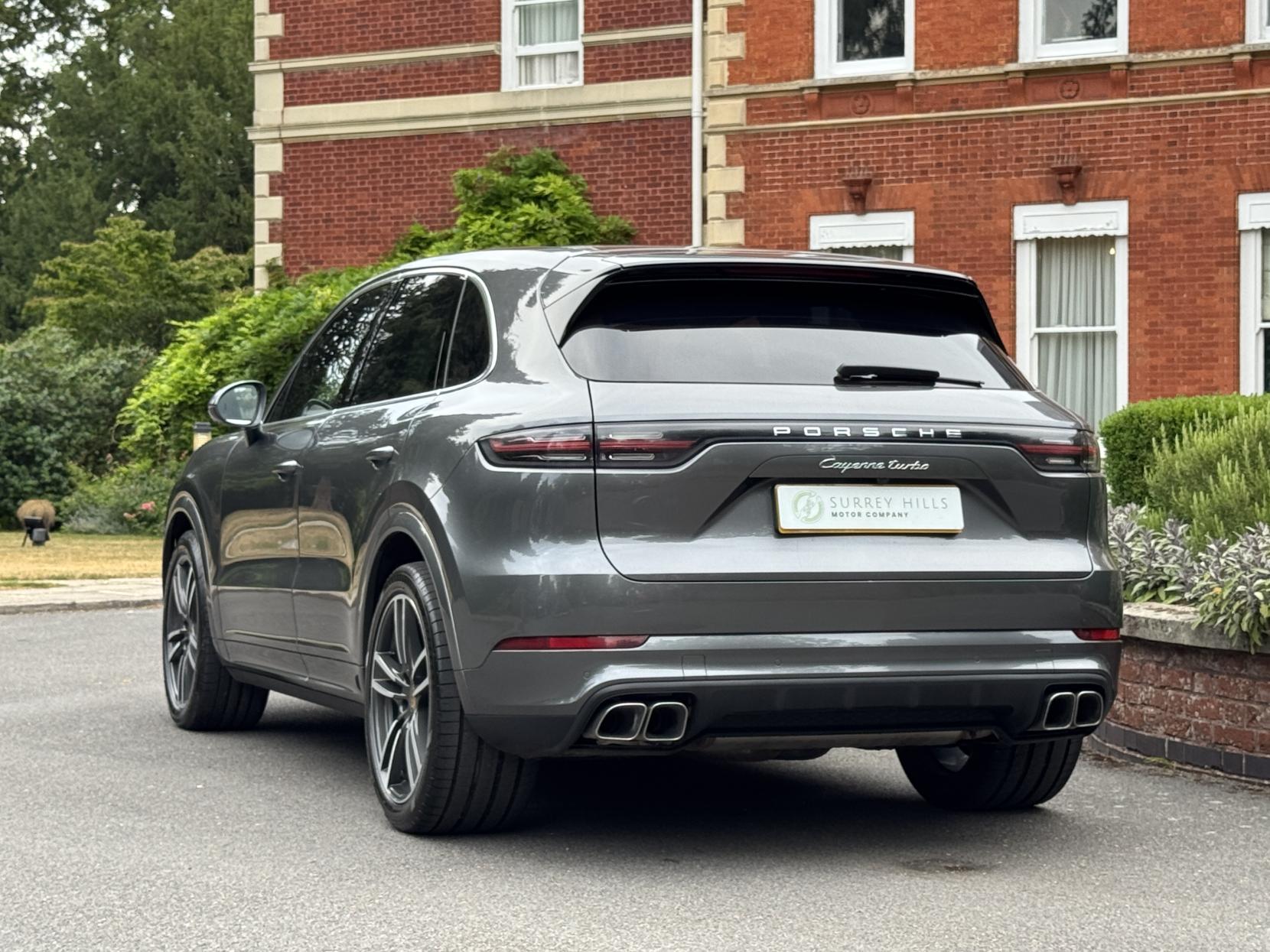 Porsche Cayenne 4.0T V8 Turbo SUV 5dr Petrol TiptronicS 4WD Euro 6 (s/s) (550 ps)