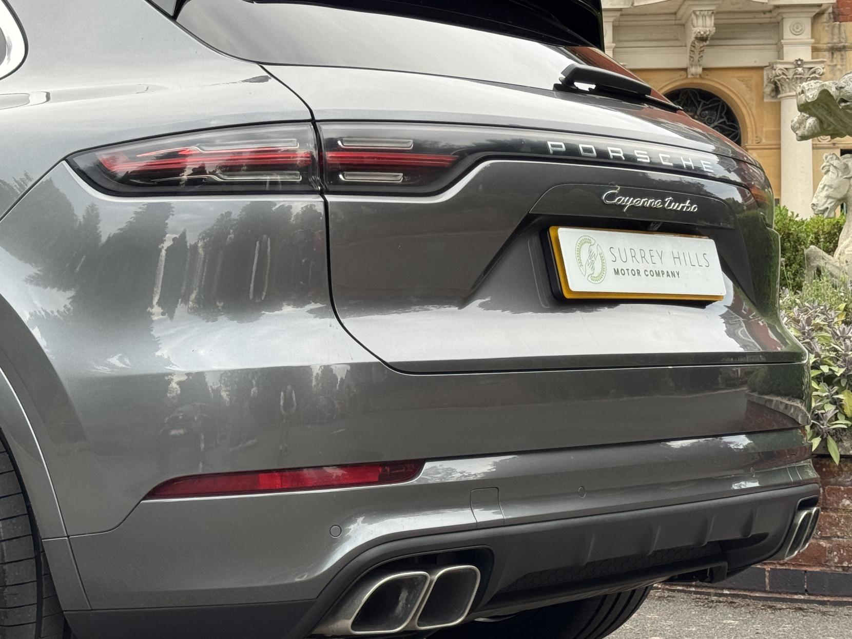 Porsche Cayenne 4.0T V8 Turbo SUV 5dr Petrol TiptronicS 4WD Euro 6 (s/s) (550 ps)