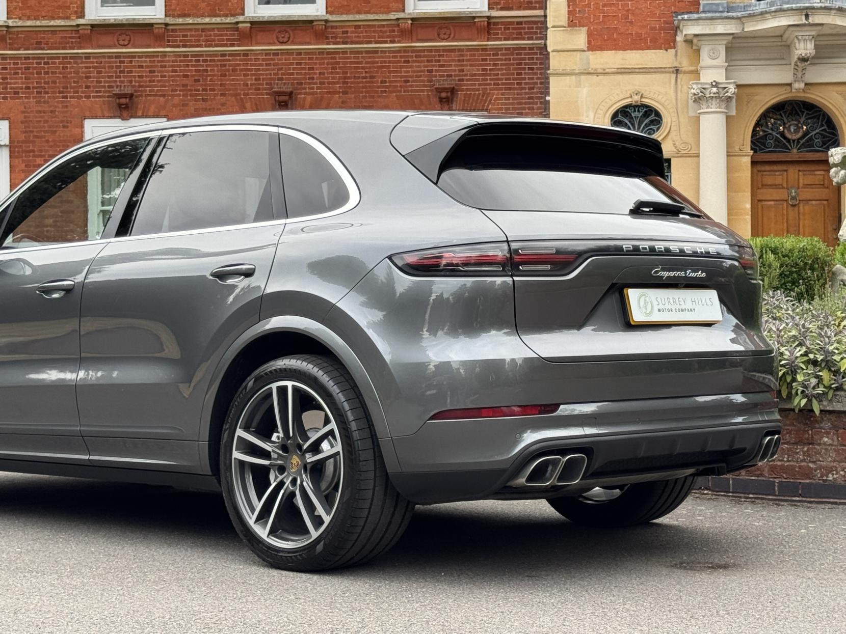 Porsche Cayenne 4.0T V8 Turbo SUV 5dr Petrol TiptronicS 4WD Euro 6 (s/s) (550 ps)