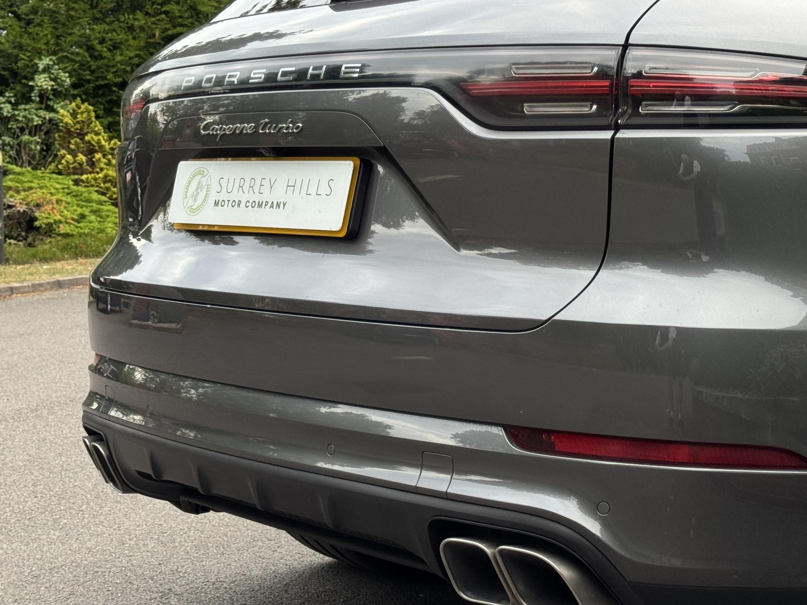 Porsche Cayenne 4.0T V8 Turbo SUV 5dr Petrol TiptronicS 4WD Euro 6 (s/s) (550 ps)