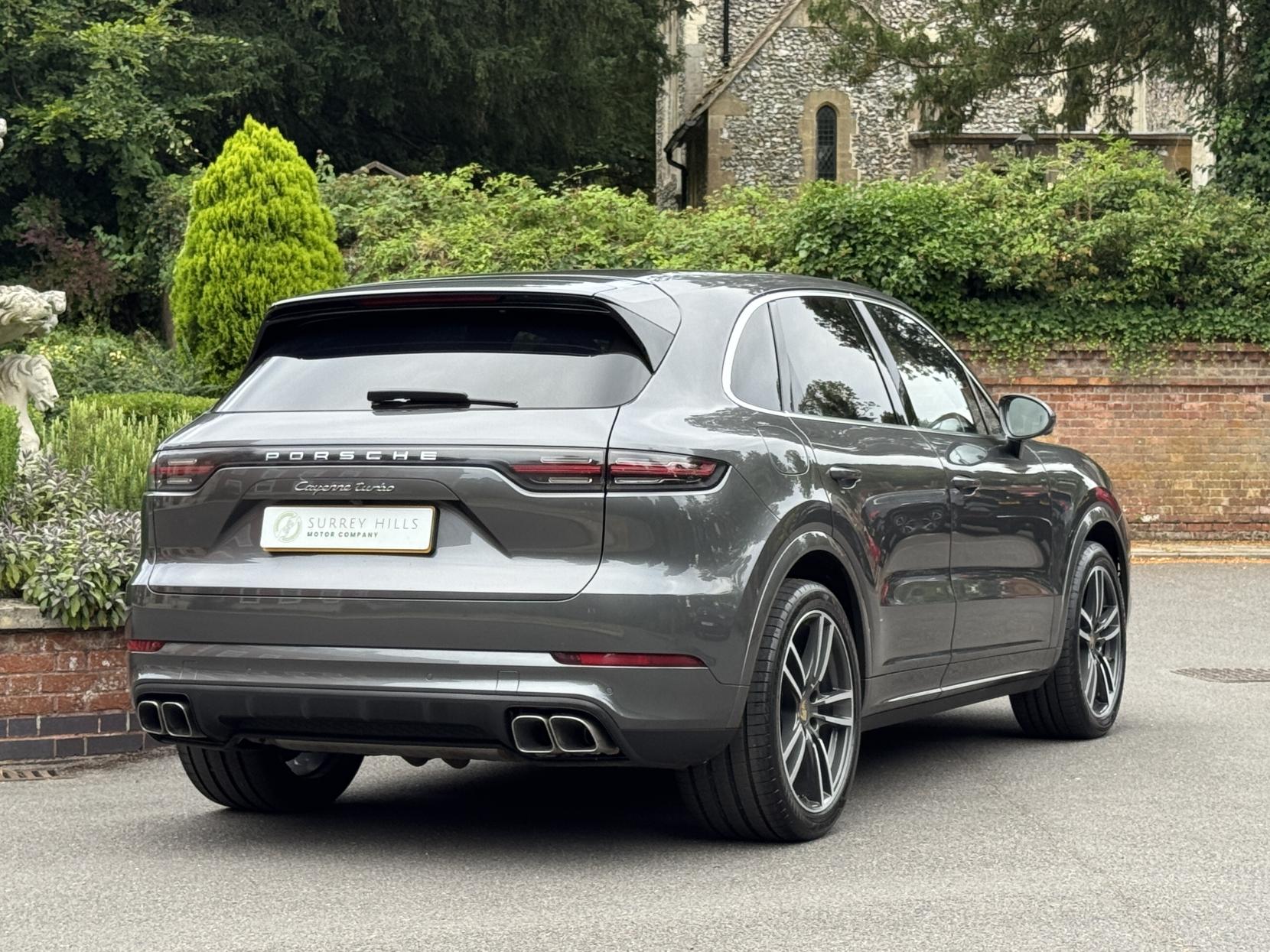 Porsche Cayenne 4.0T V8 Turbo SUV 5dr Petrol TiptronicS 4WD Euro 6 (s/s) (550 ps)