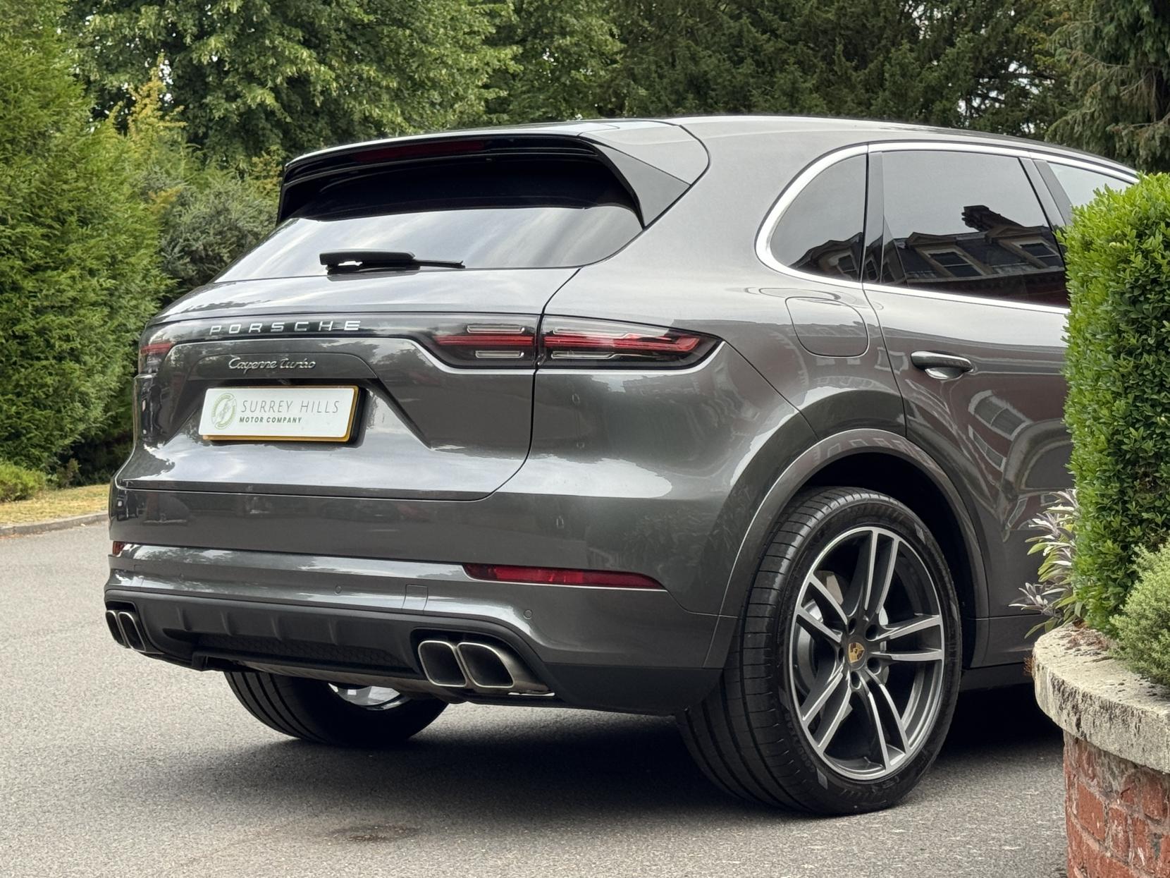 Porsche Cayenne 4.0T V8 Turbo SUV 5dr Petrol TiptronicS 4WD Euro 6 (s/s) (550 ps)