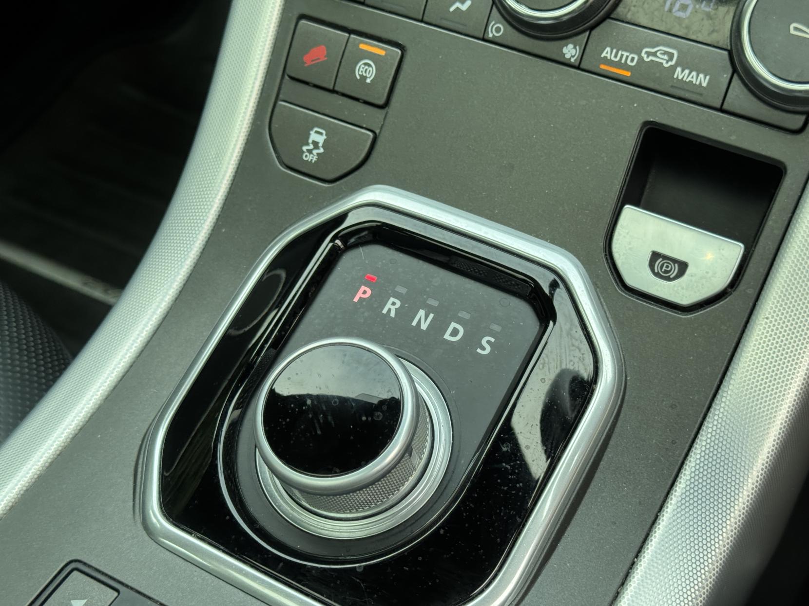 Land Rover Range Rover Evoque 2.2 SD4 Dynamic SUV 5dr Diesel Auto 4WD Euro 5 (s/s) (190 ps)