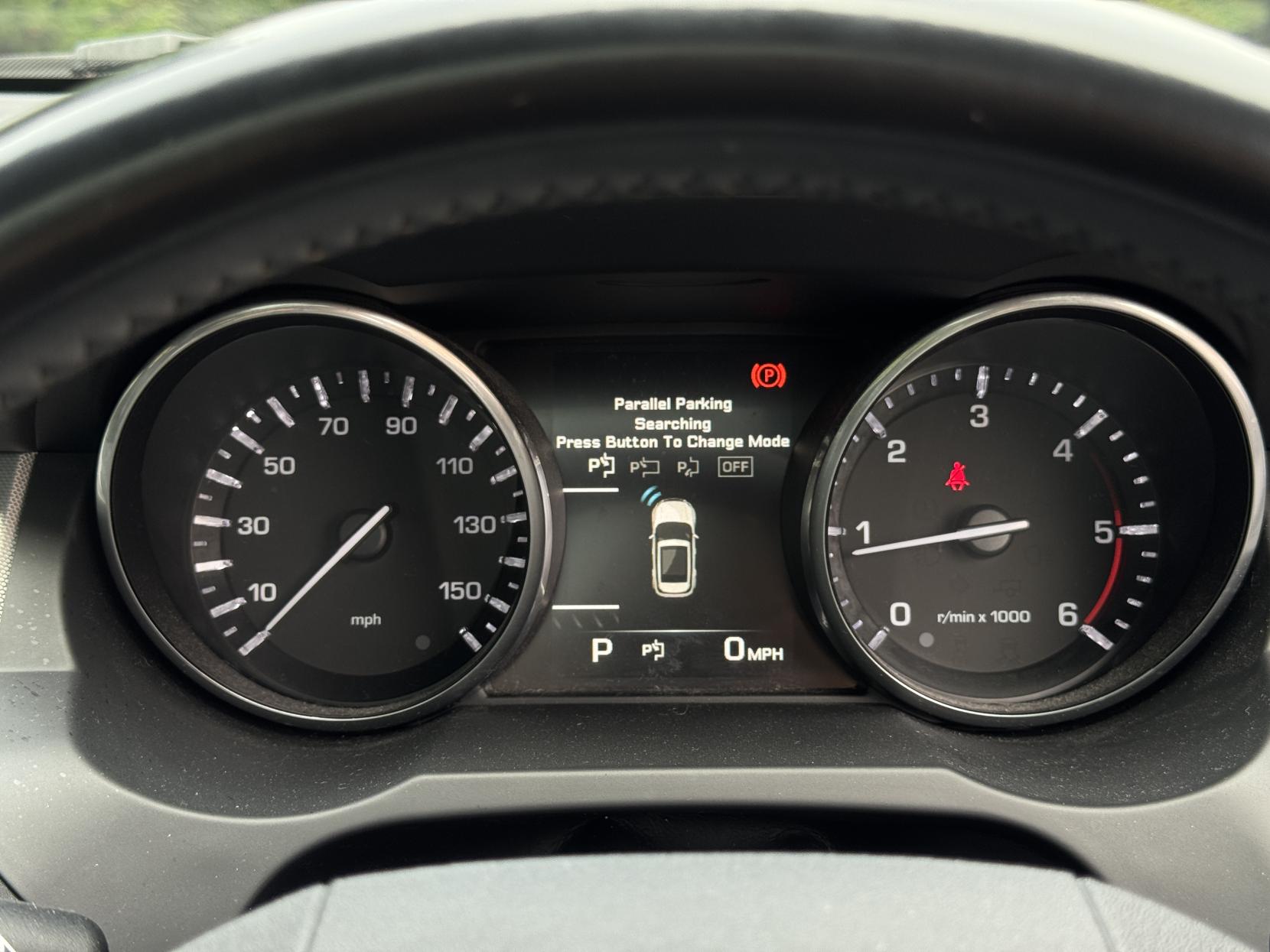 Land Rover Range Rover Evoque 2.2 SD4 Dynamic SUV 5dr Diesel Auto 4WD Euro 5 (s/s) (190 ps)