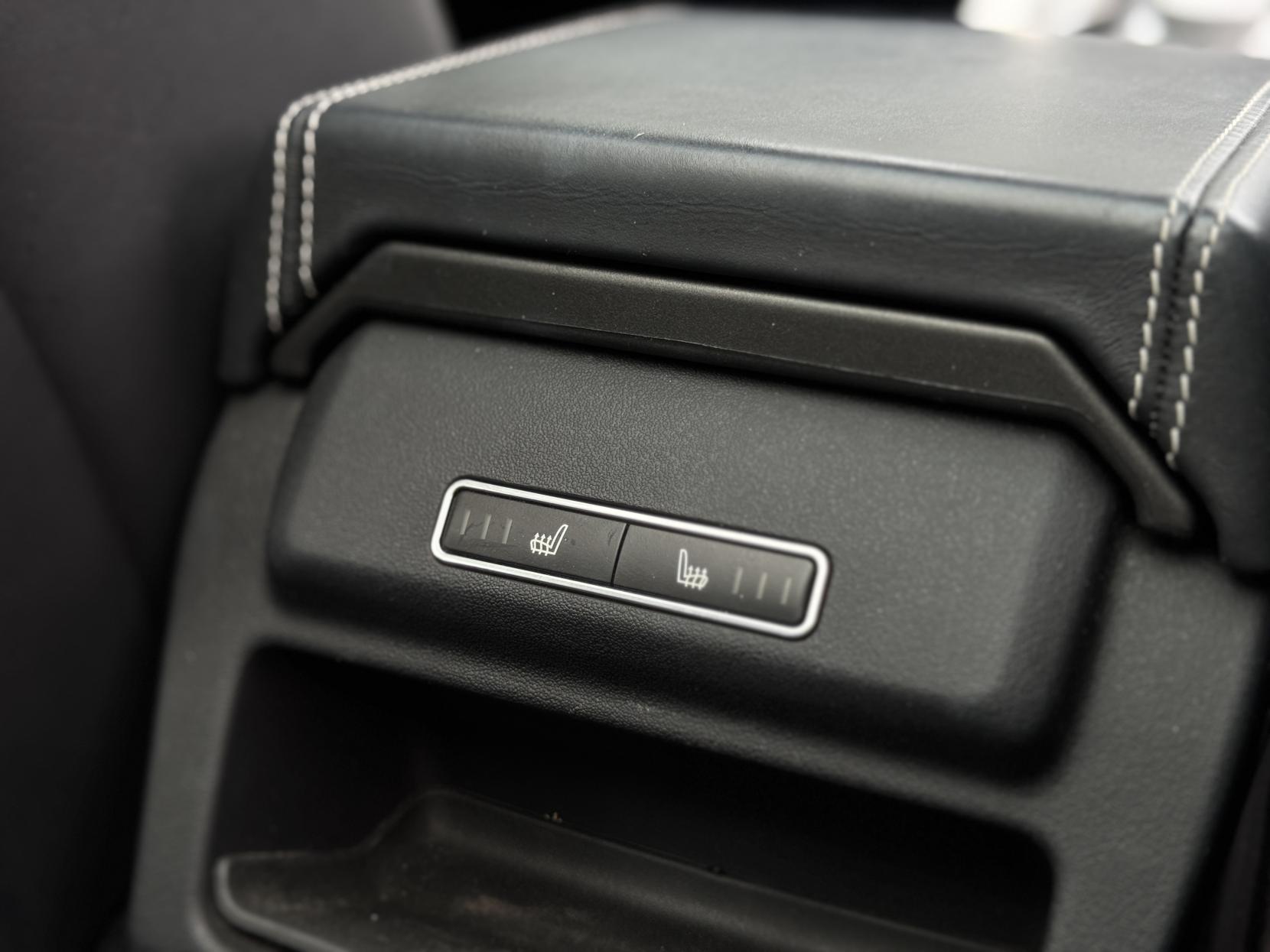 Land Rover Range Rover Evoque 2.2 SD4 Dynamic SUV 5dr Diesel Auto 4WD Euro 5 (s/s) (190 ps)