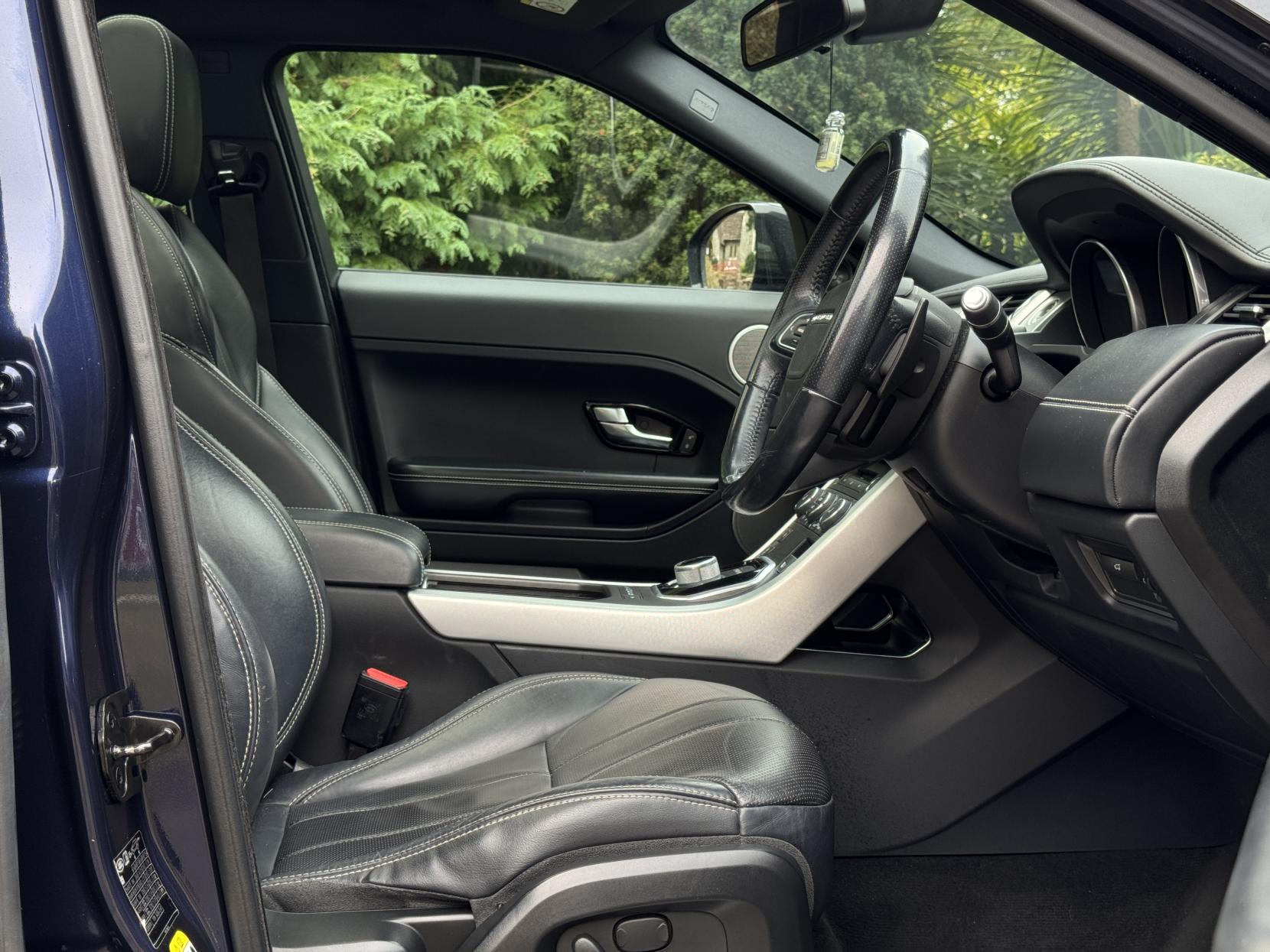 Land Rover Range Rover Evoque 2.2 SD4 Dynamic SUV 5dr Diesel Auto 4WD Euro 5 (s/s) (190 ps)