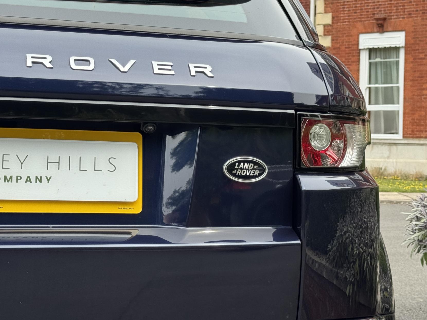 Land Rover Range Rover Evoque 2.2 SD4 Dynamic SUV 5dr Diesel Auto 4WD Euro 5 (s/s) (190 ps)
