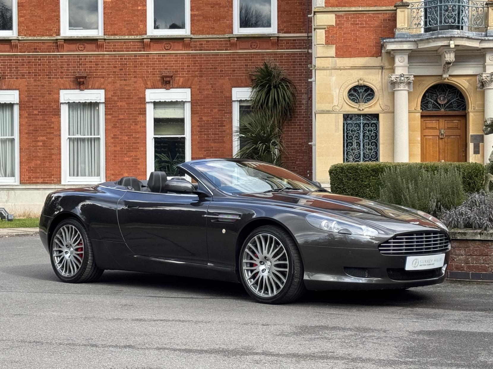 Aston Martin DB9 6.0 V12 Volante 2dr Petrol T-TronicII Euro 4 (470 bhp)