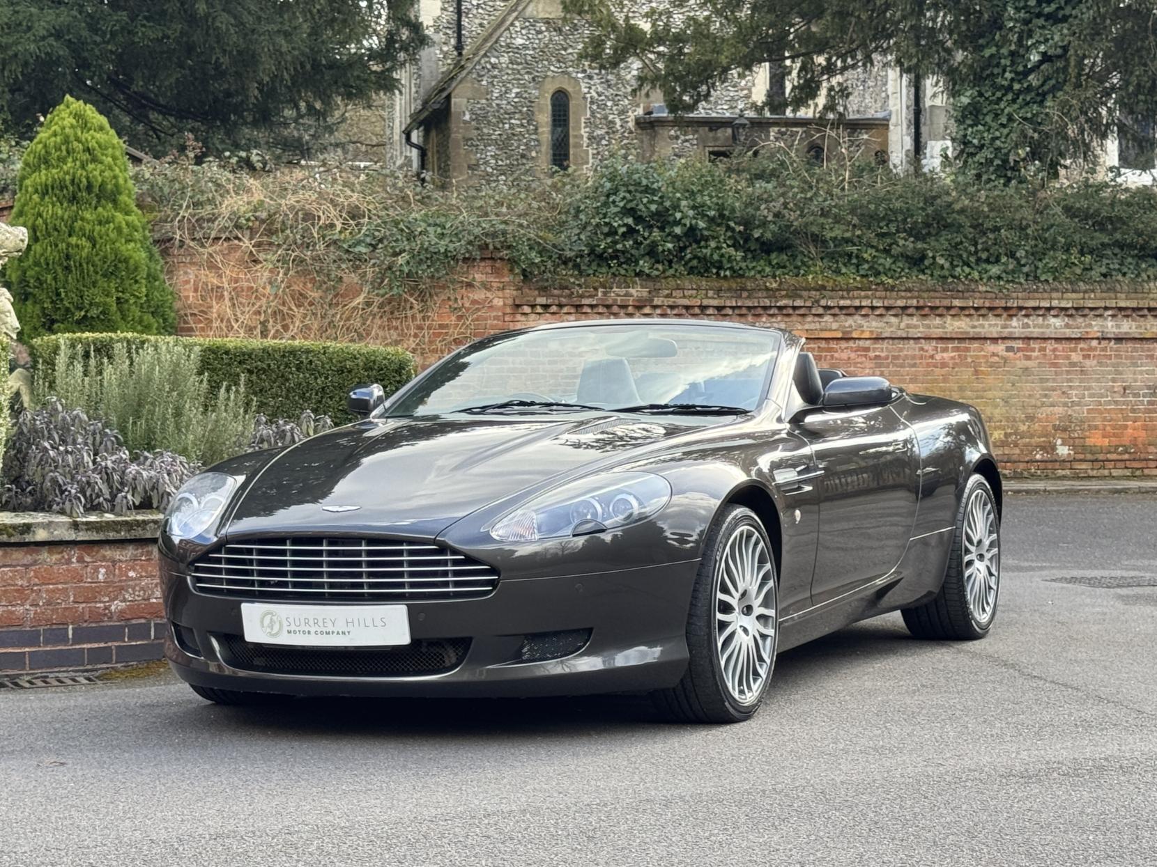Aston Martin DB9 6.0 V12 Volante 2dr Petrol T-TronicII Euro 4 (470 bhp)