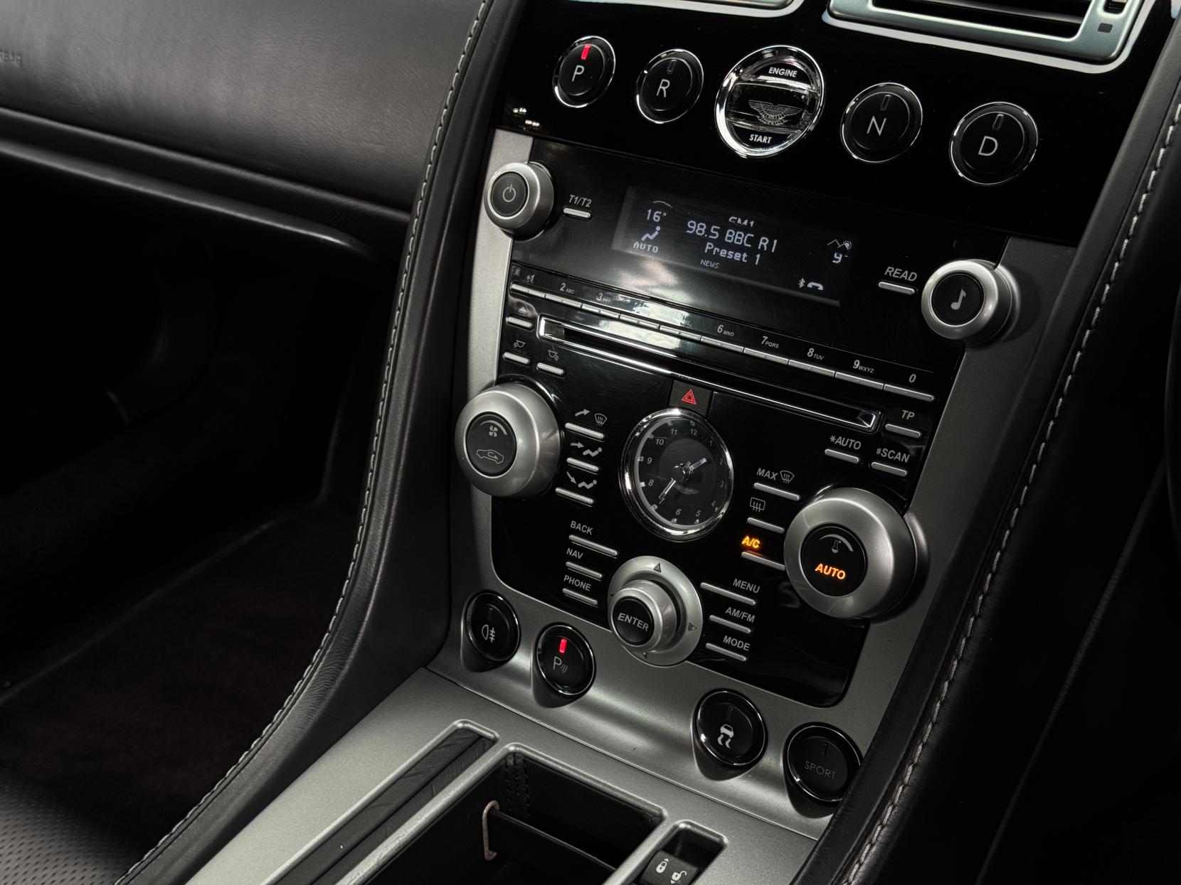 Aston Martin DB9 6.0 V12 Volante 2dr Petrol T-TronicII Euro 4 (470 bhp)