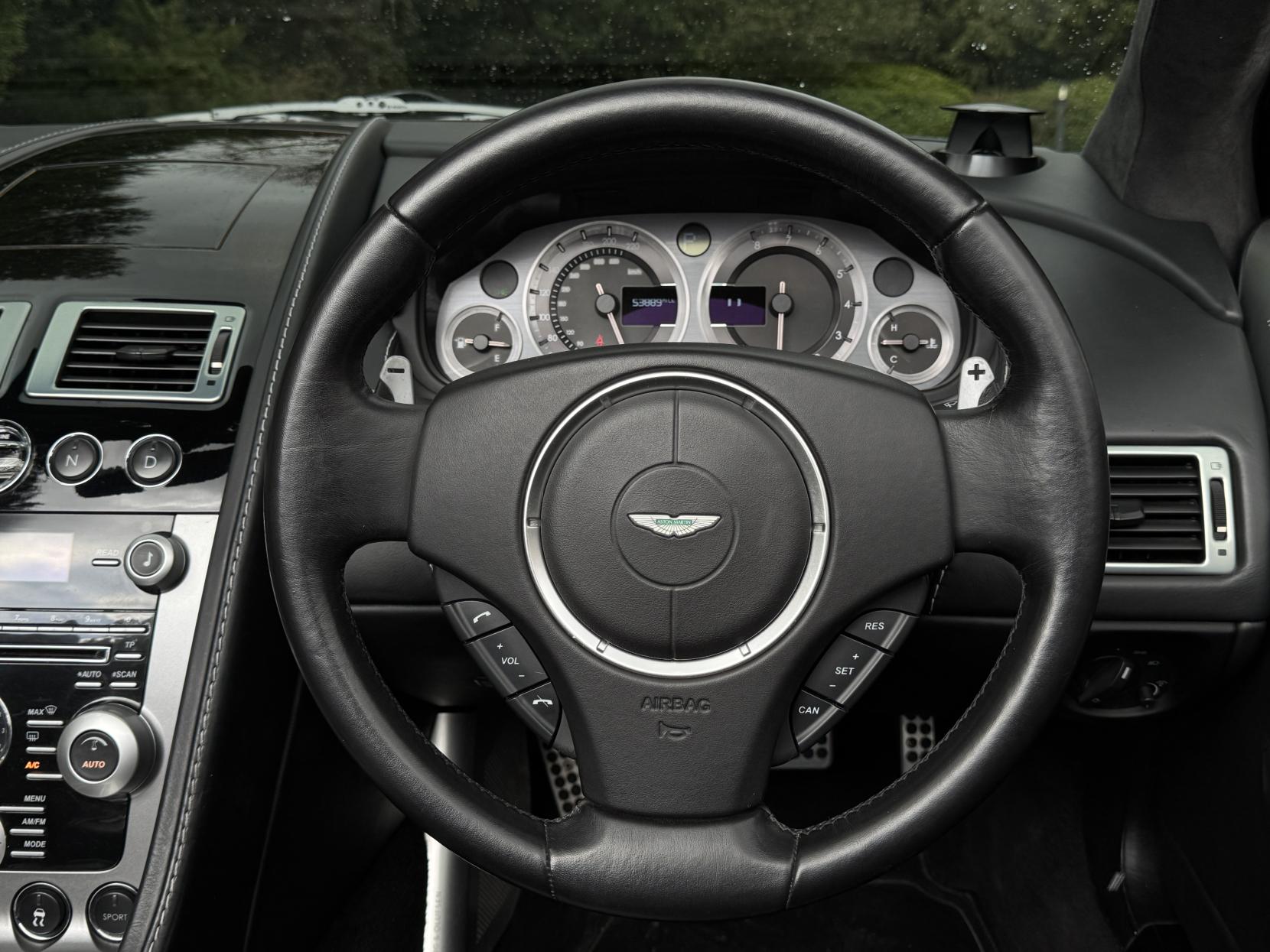 Aston Martin DB9 6.0 V12 Volante 2dr Petrol T-TronicII Euro 4 (470 bhp)