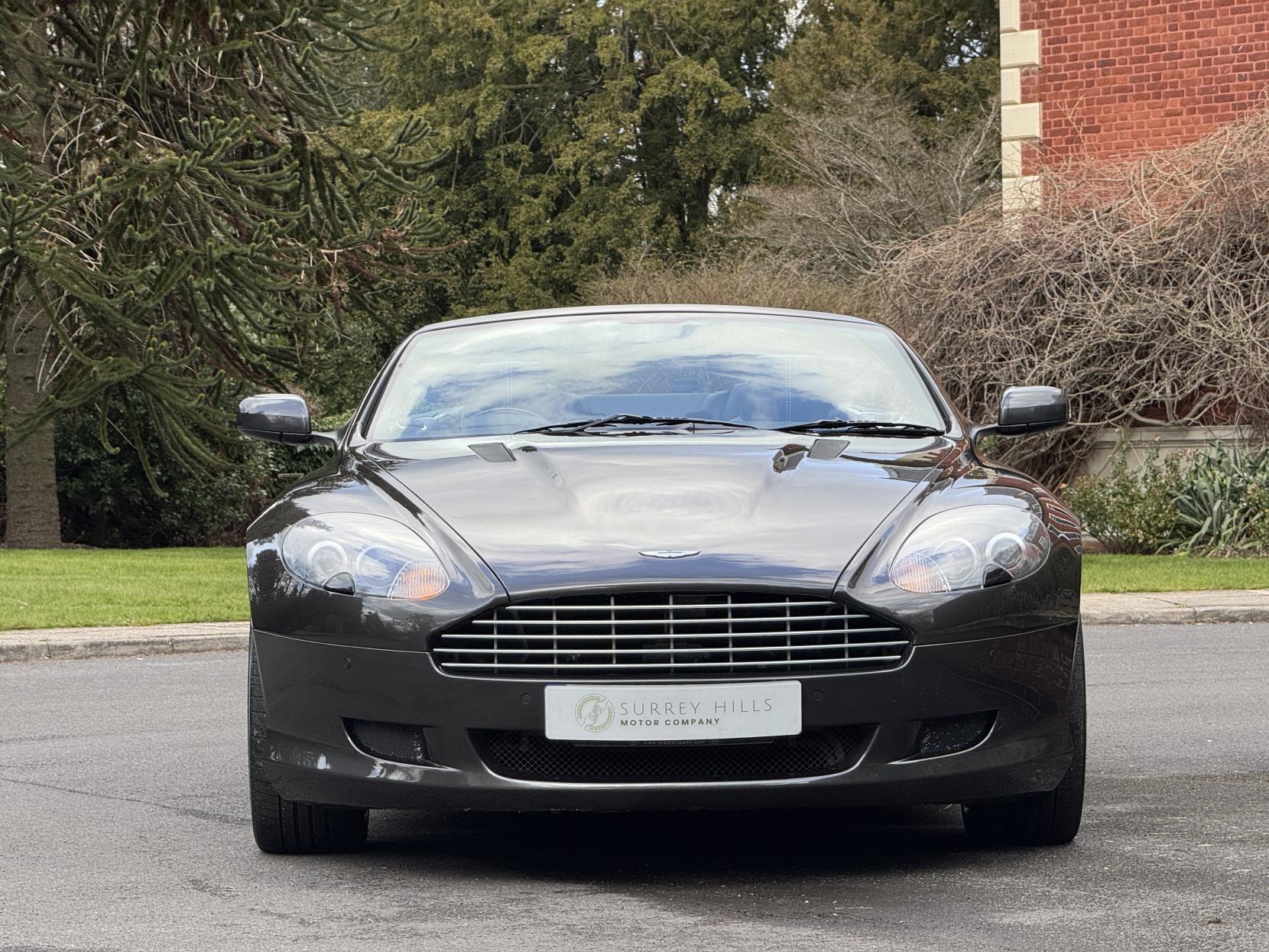 Aston Martin DB9 6.0 V12 Volante 2dr Petrol T-TronicII Euro 4 (470 bhp)