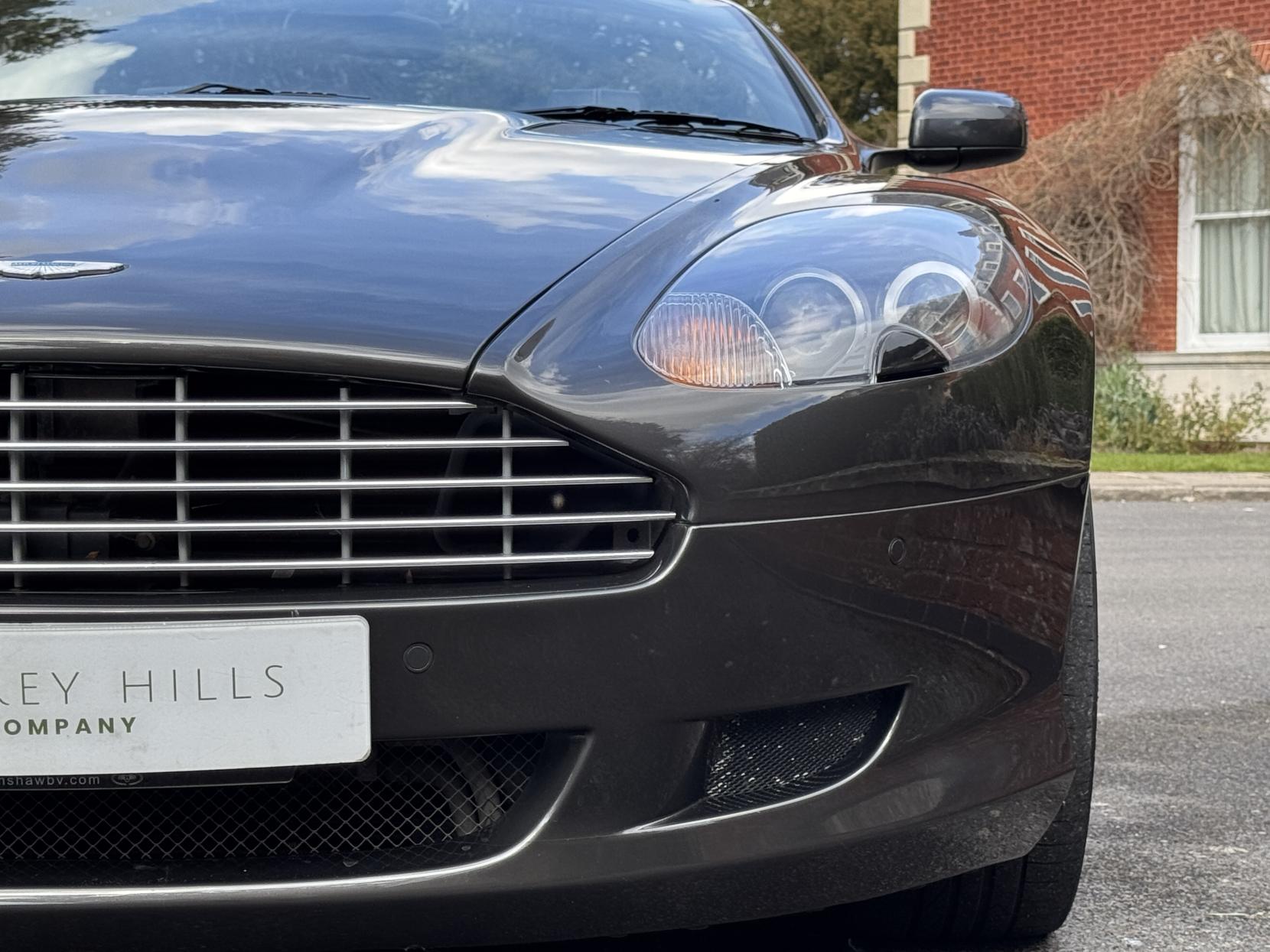 Aston Martin DB9 6.0 V12 Volante 2dr Petrol T-TronicII Euro 4 (470 bhp)