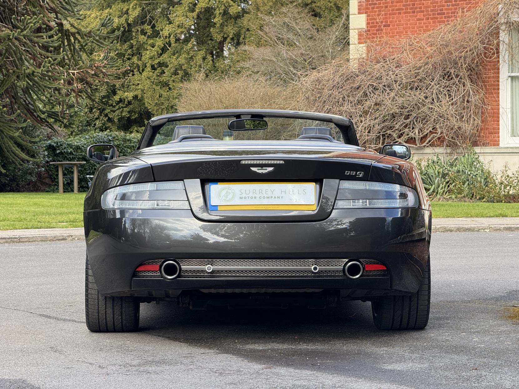 Aston Martin DB9 6.0 V12 Volante 2dr Petrol T-TronicII Euro 4 (470 bhp)