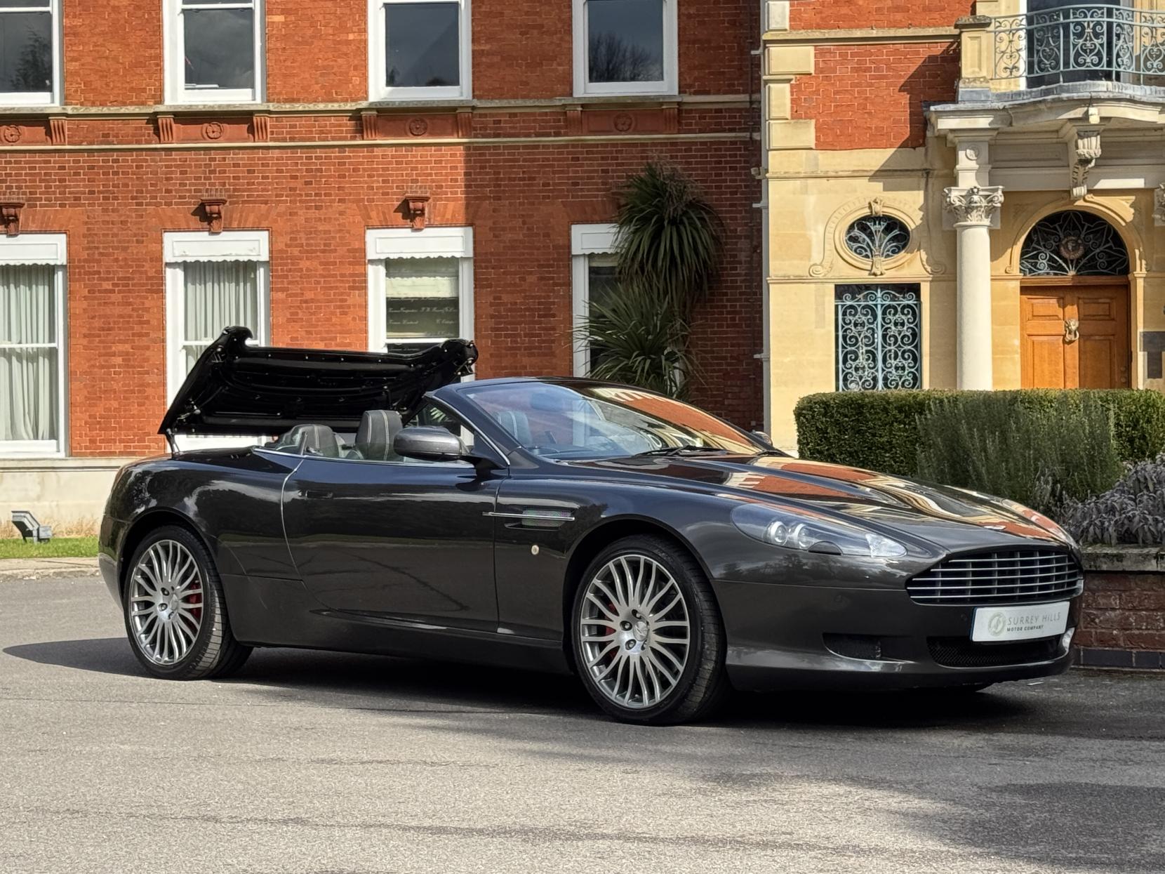 Aston Martin DB9 6.0 V12 Volante 2dr Petrol T-TronicII Euro 4 (470 bhp)