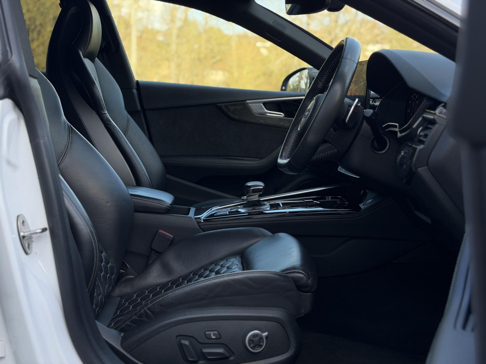 Audi RS5 2.9 TFSI V6 Carbon Black Sportback 5dr Petrol Tiptronic quattro Euro 6 (s/s) (450 ps)