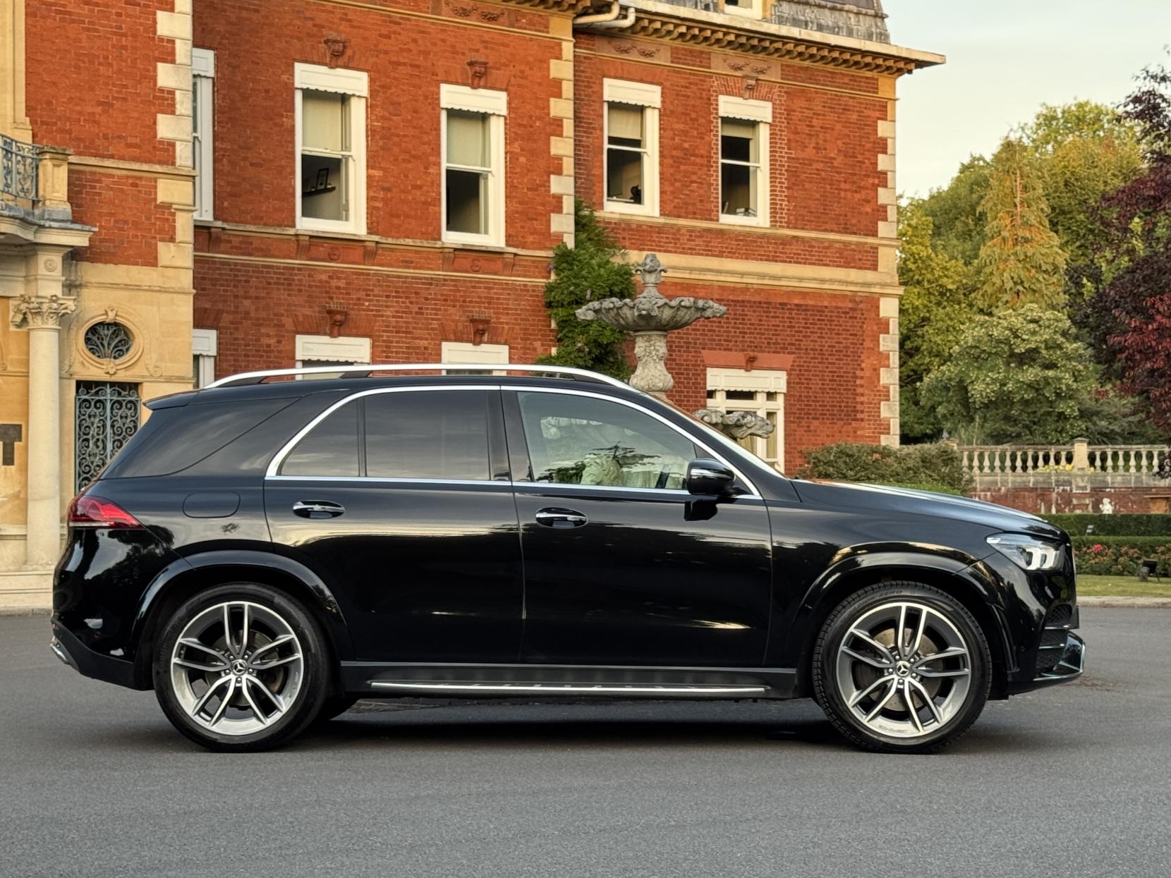 Mercedes-Benz GLE 2.9 GLE400d AMG Line (Premium Plus) SUV 5dr Diesel G-Tronic 4MATIC Euro 6 (s/s) (7 Seat) (330 ps)