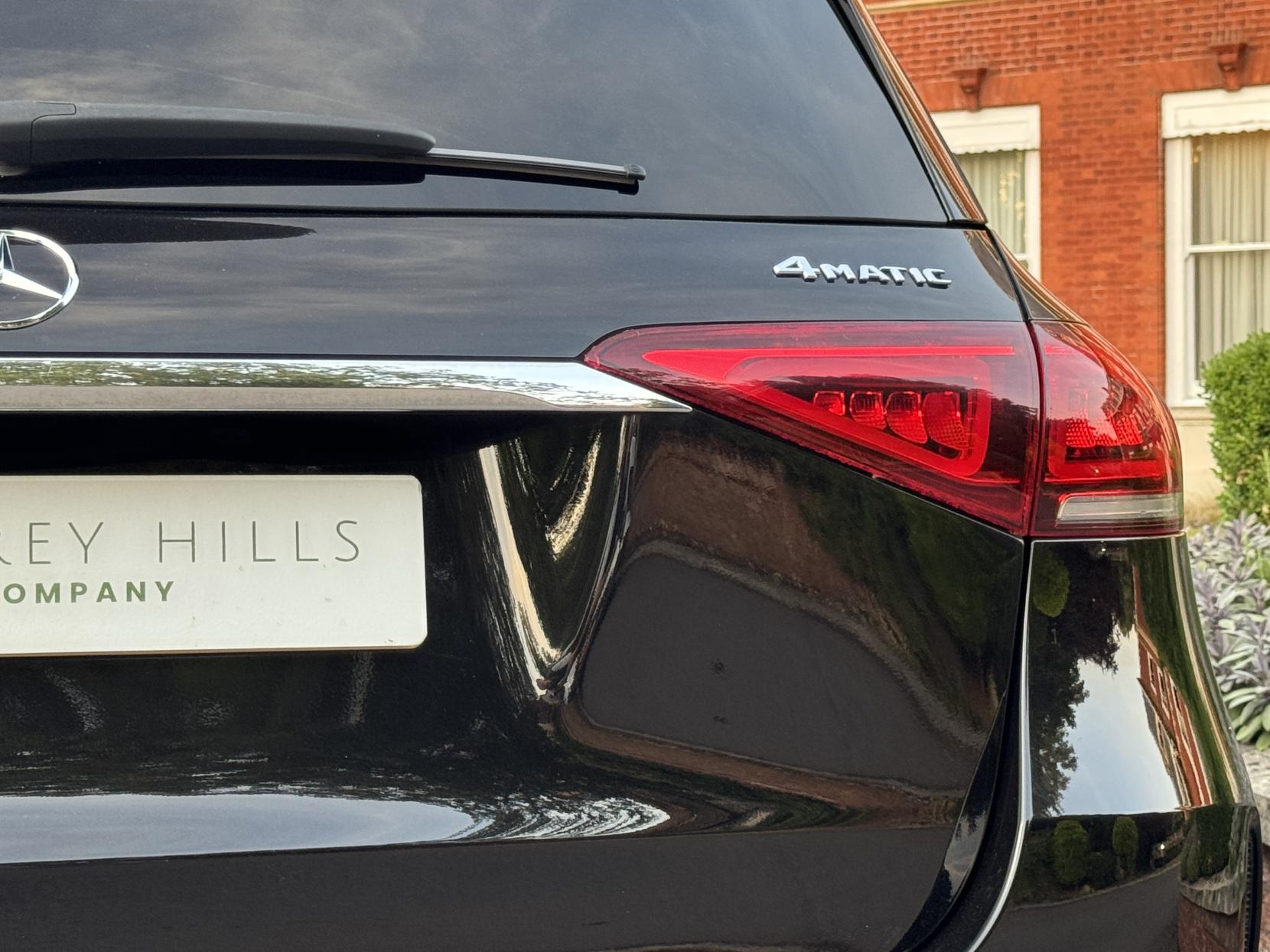 Mercedes-Benz GLE 2.9 GLE400d AMG Line (Premium Plus) SUV 5dr Diesel G-Tronic 4MATIC Euro 6 (s/s) (7 Seat) (330 ps)