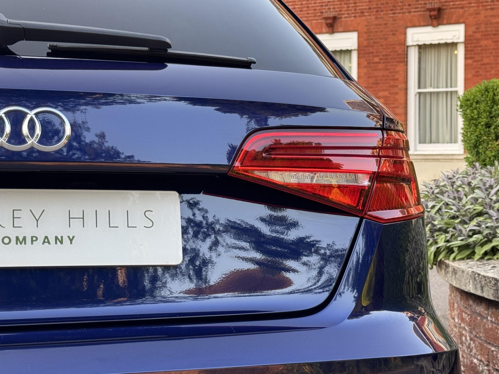Audi S3 2.0 TFSI Sportback 5dr Petrol S Tronic quattro Euro 6 (s/s) (310 ps)