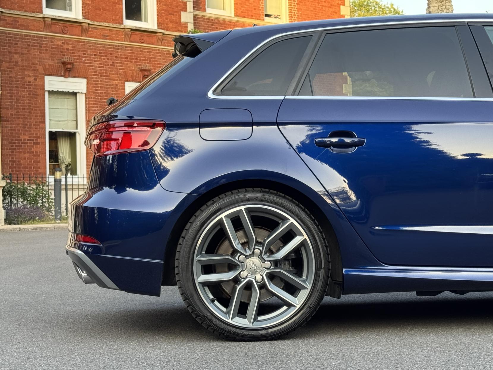 Audi S3 2.0 TFSI Sportback 5dr Petrol S Tronic quattro Euro 6 (s/s) (310 ps)
