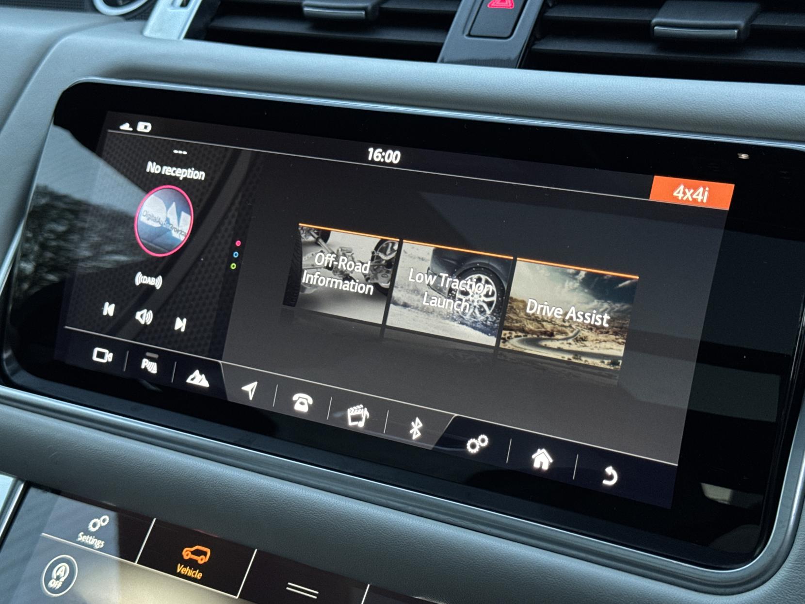 Land Rover Range Rover Sport 5.0 P575 V8 SVR SUV 5dr Petrol Auto 4WD Euro 6 (s/s) (575 ps)