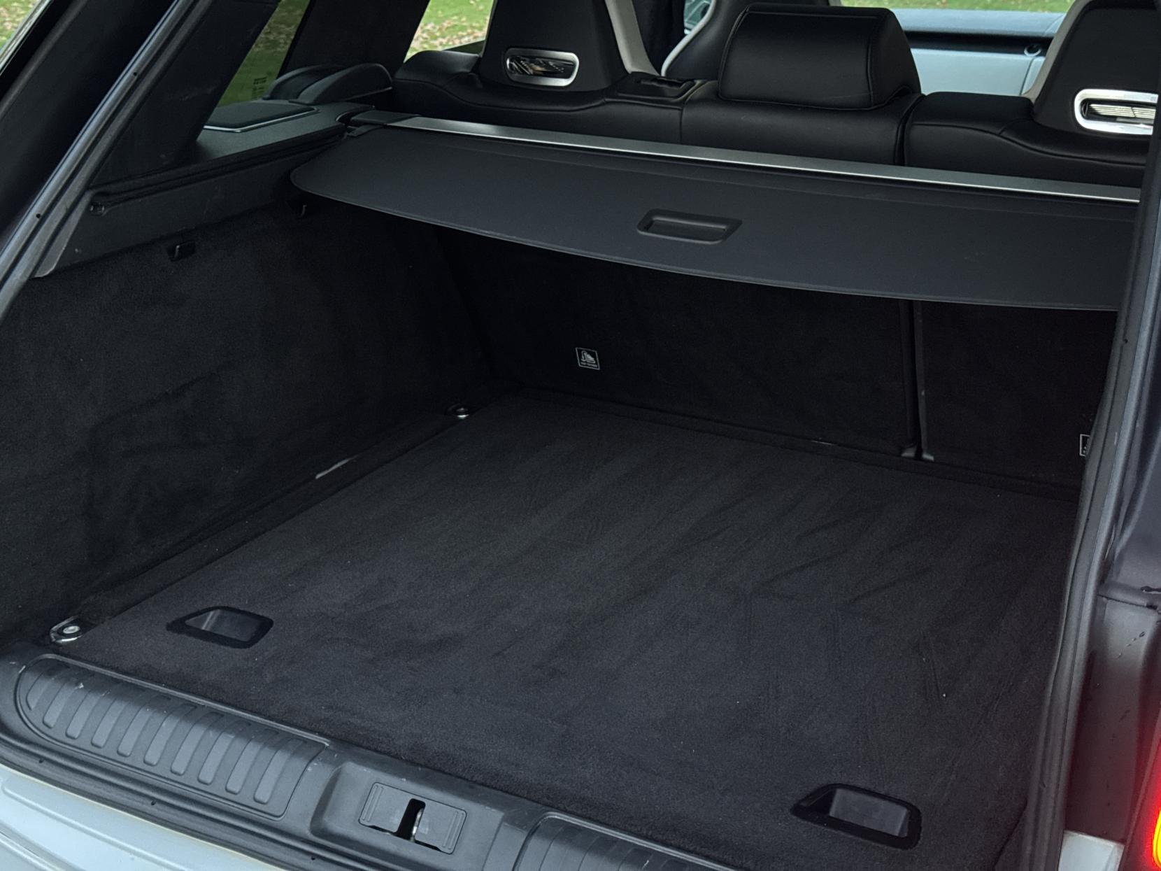 Land Rover Range Rover Sport 5.0 P575 V8 SVR SUV 5dr Petrol Auto 4WD Euro 6 (s/s) (575 ps)