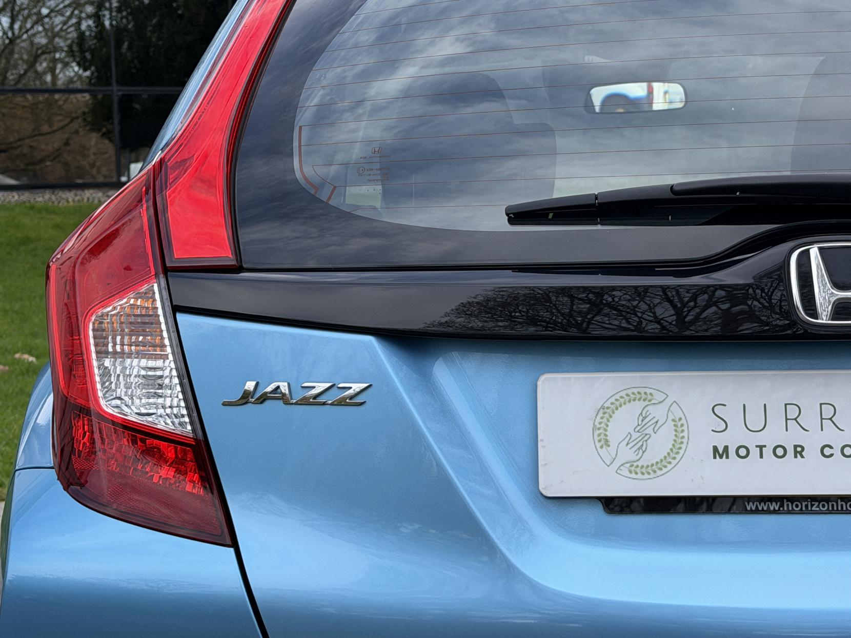 Honda Jazz 1.3 i-VTEC SE Hatchback 5dr Petrol Manual Euro 6 (s/s) (102 ps)