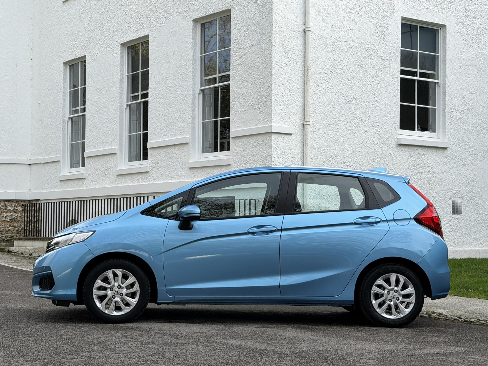 Honda Jazz 1.3 i-VTEC SE Hatchback 5dr Petrol Manual Euro 6 (s/s) (102 ps)