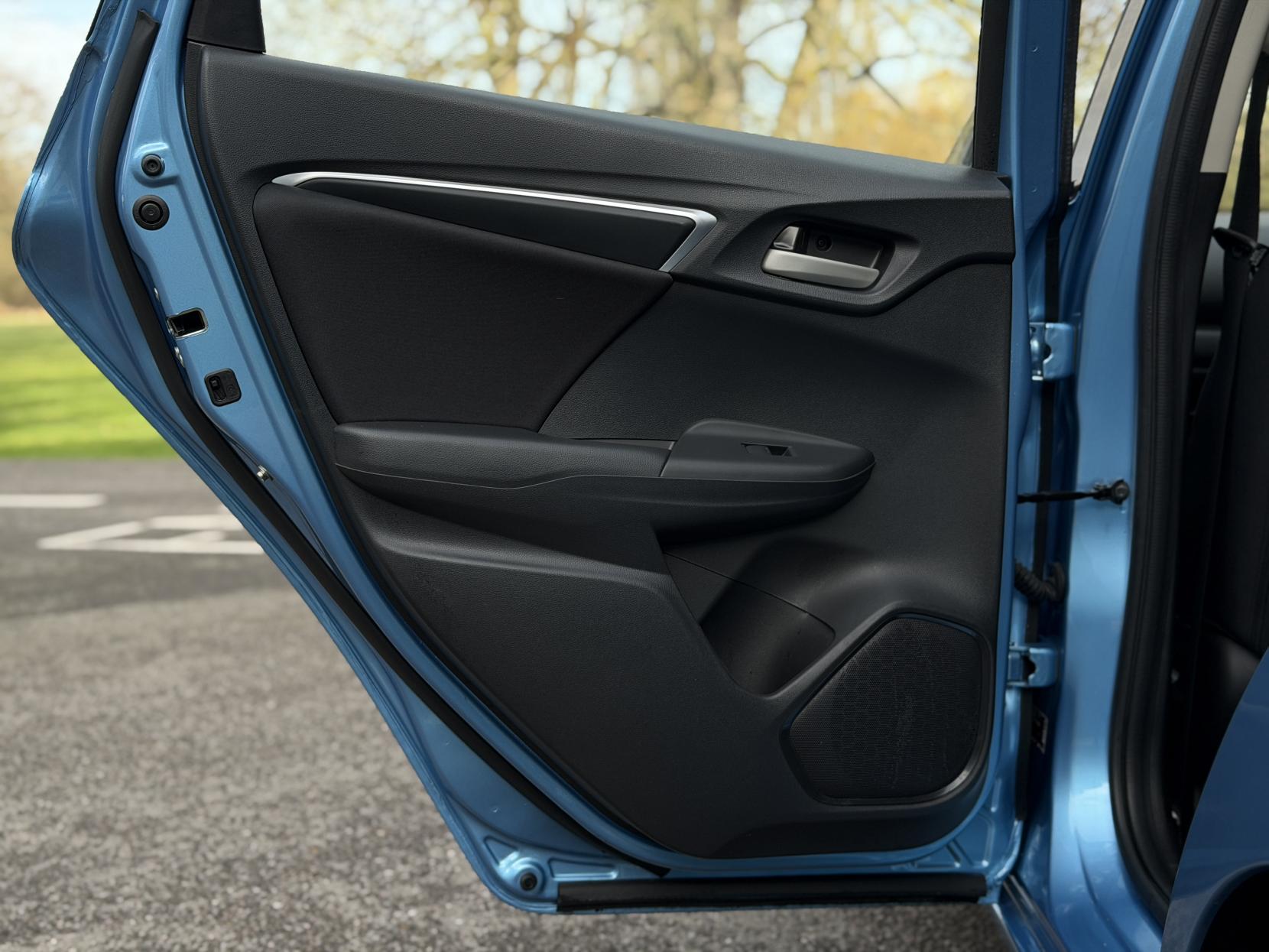 Honda Jazz 1.3 i-VTEC SE Hatchback 5dr Petrol Manual Euro 6 (s/s) (102 ps)