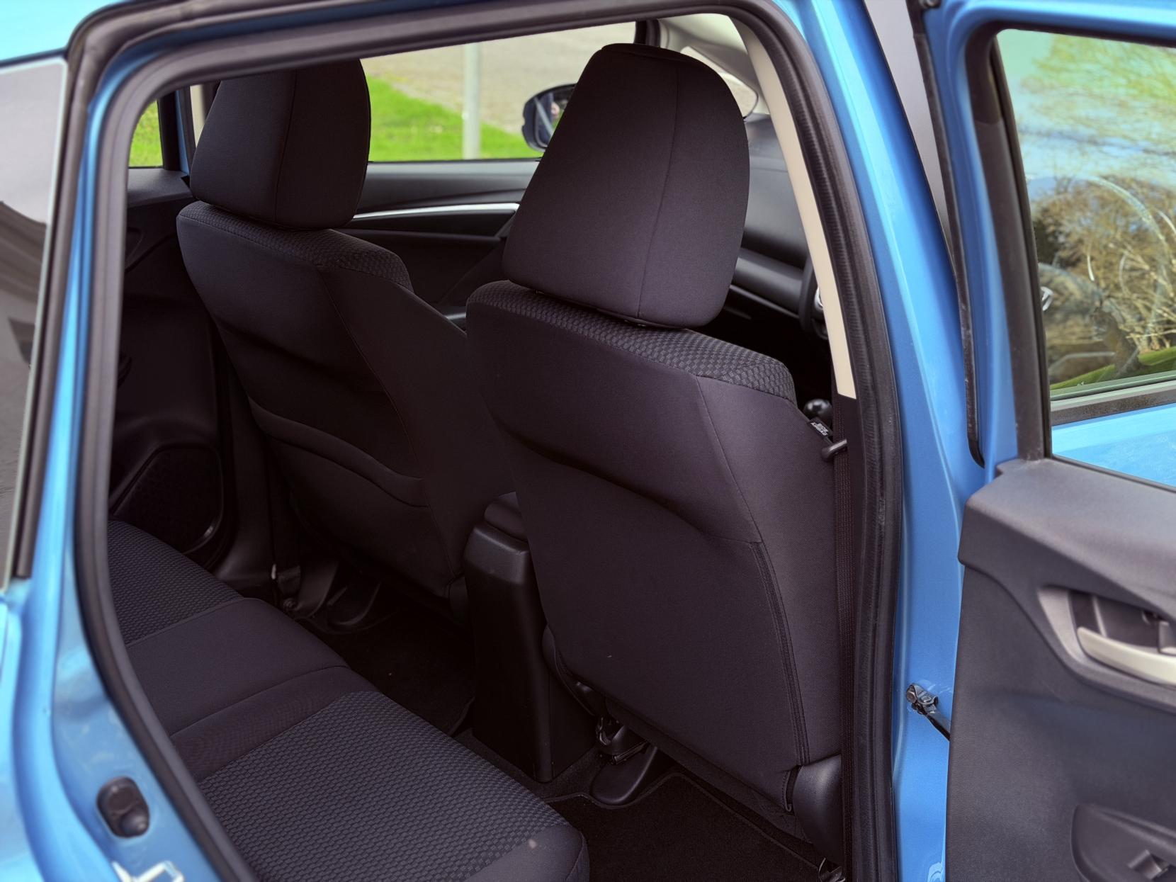 Honda Jazz 1.3 i-VTEC SE Hatchback 5dr Petrol Manual Euro 6 (s/s) (102 ps)