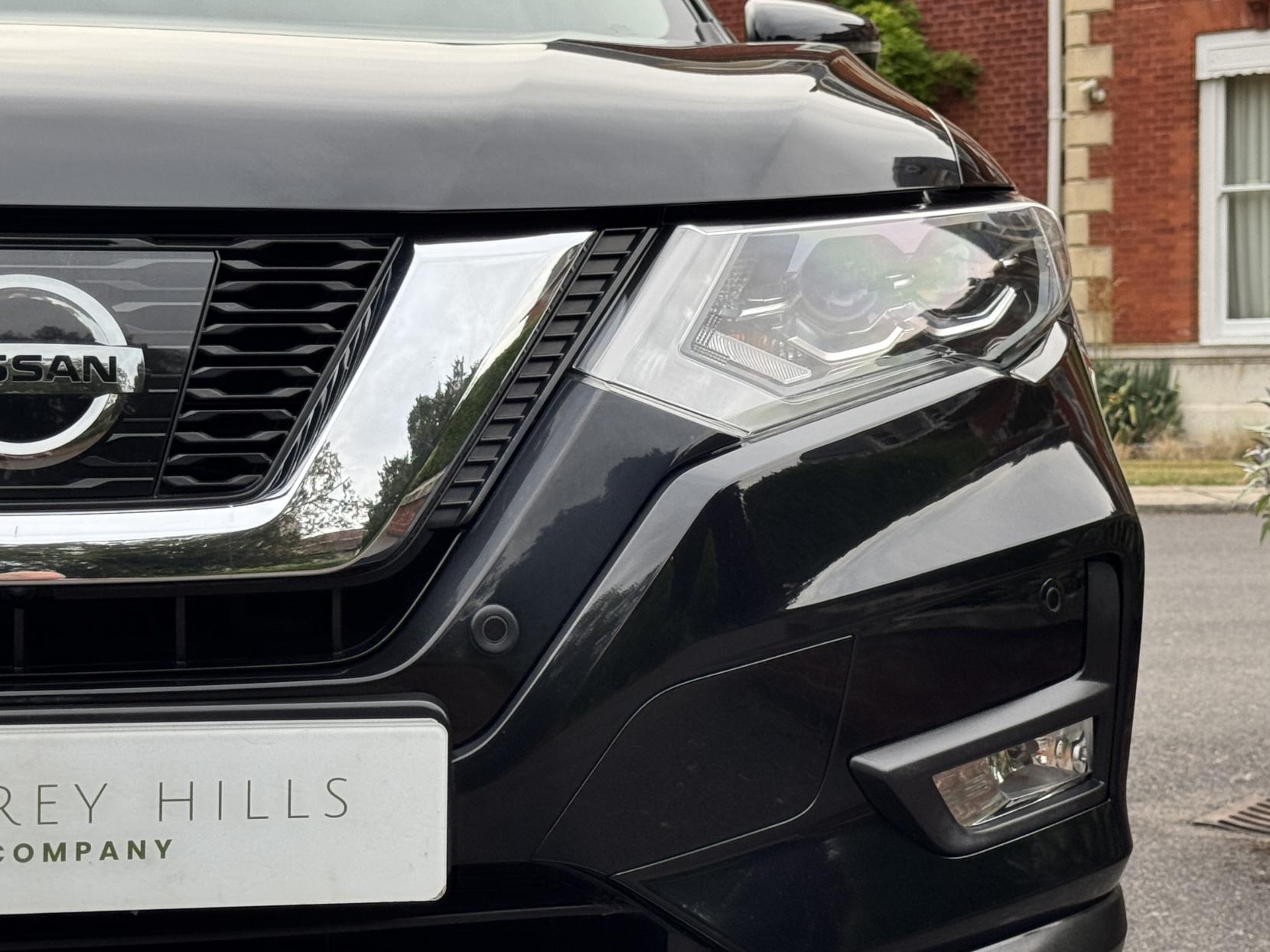 Nissan X-Trail 2.0 dCi Tekna SUV 5dr Diesel XTRON 4WD Euro 6 (s/s) (177 ps)