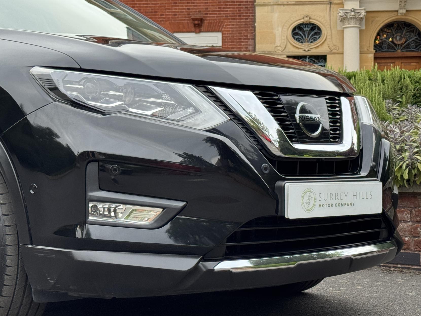 Nissan X-Trail 2.0 dCi Tekna SUV 5dr Diesel XTRON 4WD Euro 6 (s/s) (177 ps)