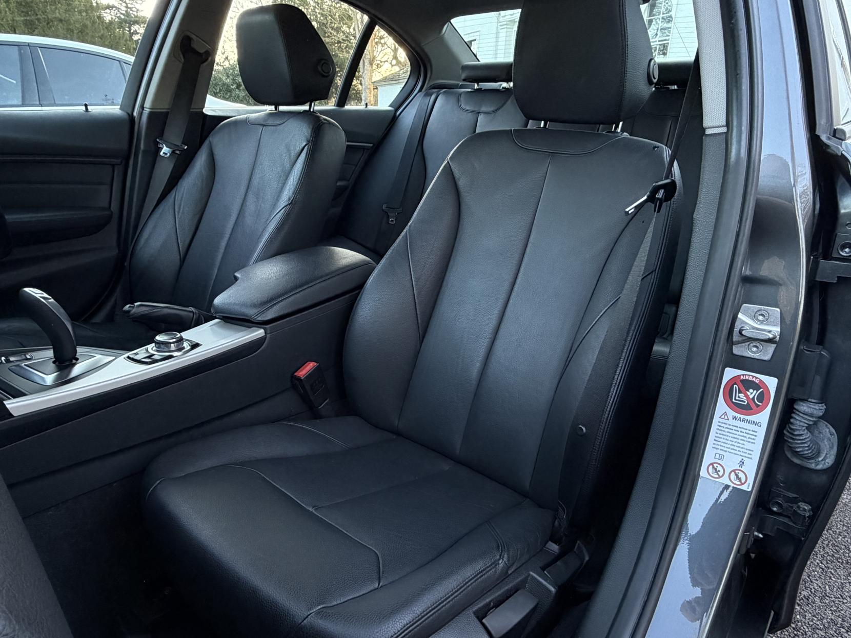 BMW 3 Series 2.0 320d SE Saloon 4dr Diesel Auto Euro 5 (s/s) (184 ps)