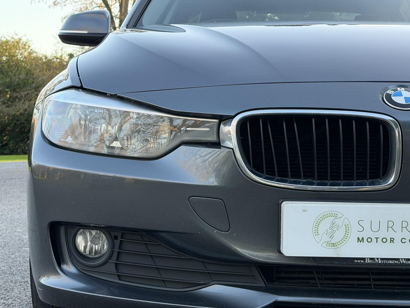 BMW 3 Series 2.0 320d SE Saloon 4dr Diesel Auto Euro 5 (s/s) (184 ps)