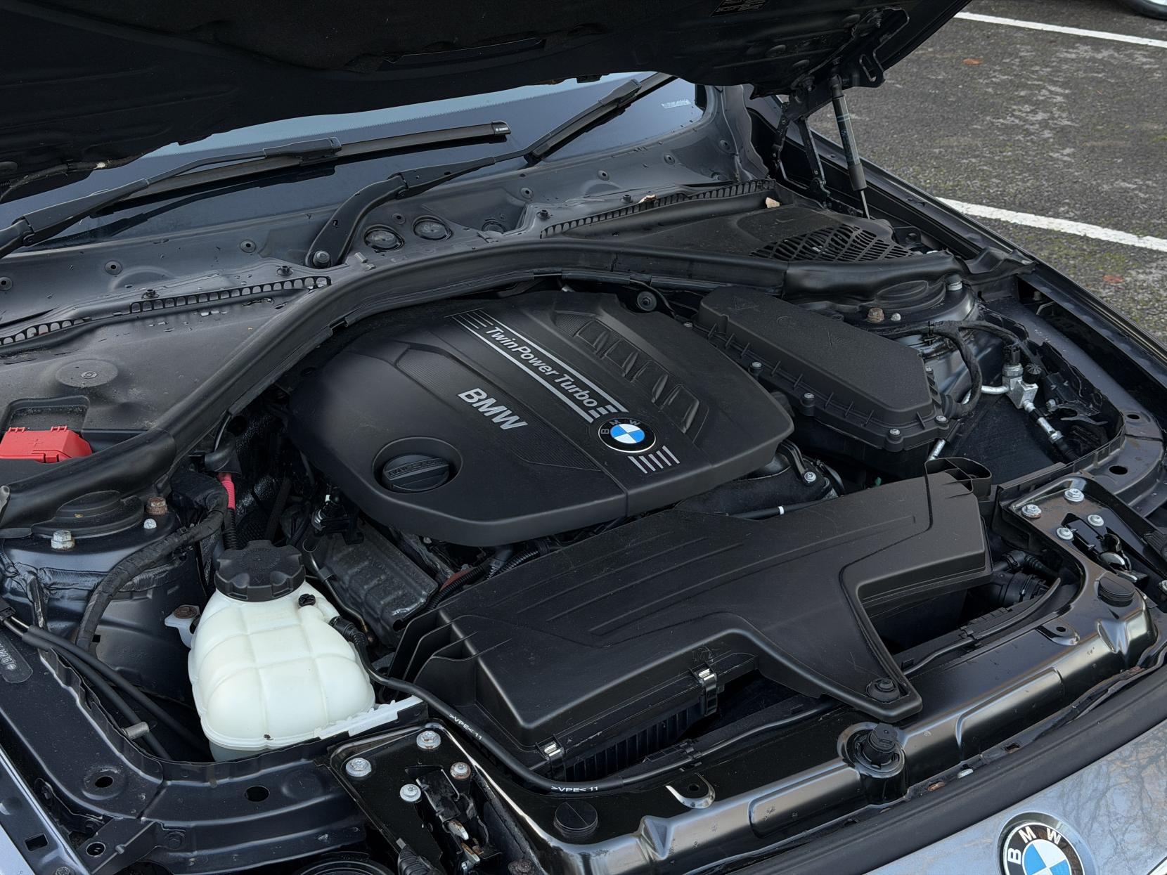 BMW 3 Series 2.0 320d SE Saloon 4dr Diesel Auto Euro 5 (s/s) (184 ps)